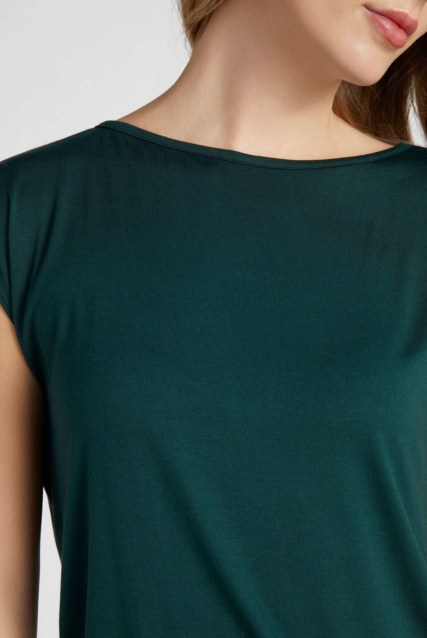 Hunter Green $|& SEAS Brentwood Boat Neck Top - SOF Detail