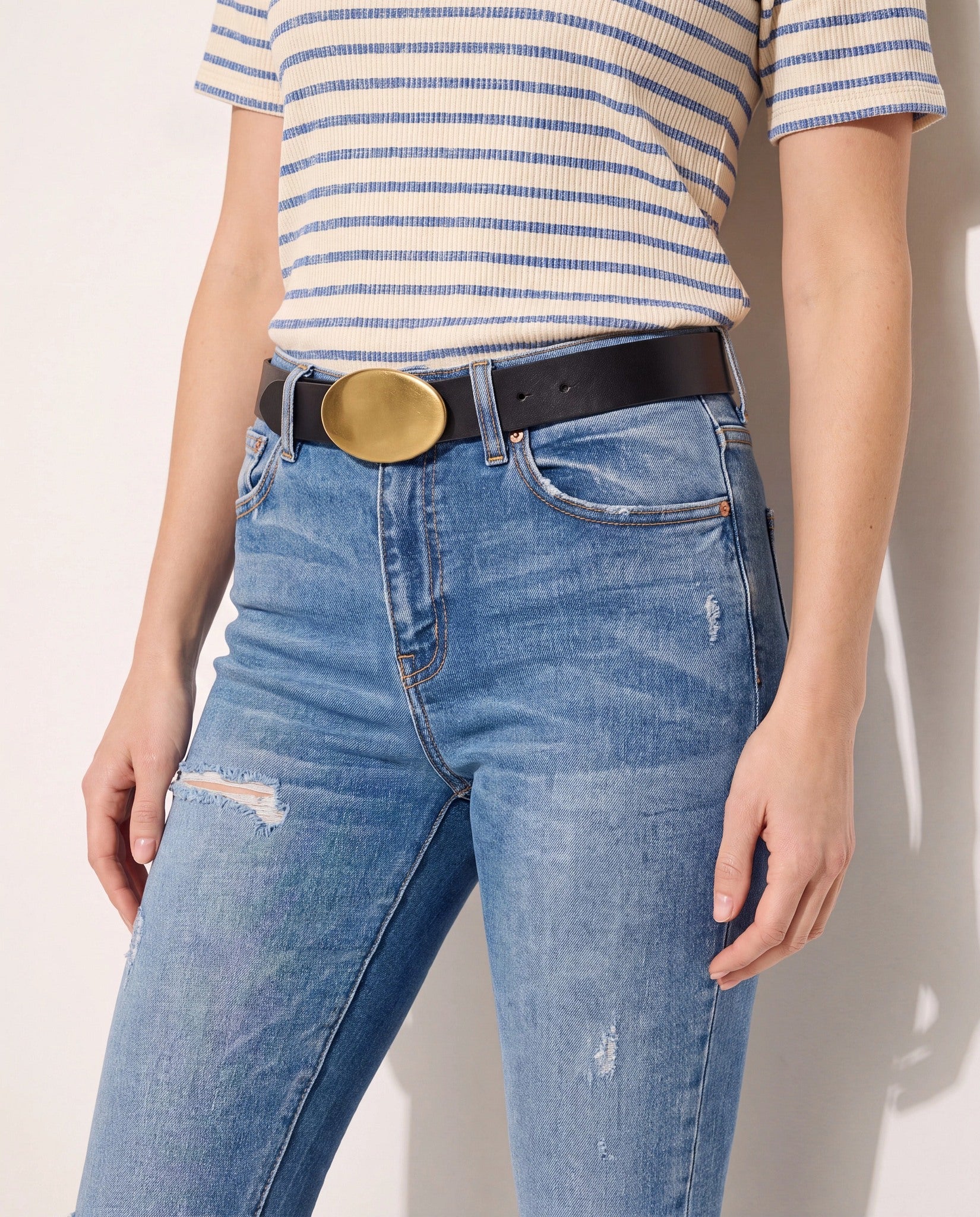 Medium Wash $|& SEAS Jett Mid Rise Ankle Skinny Jeans - SOF Back