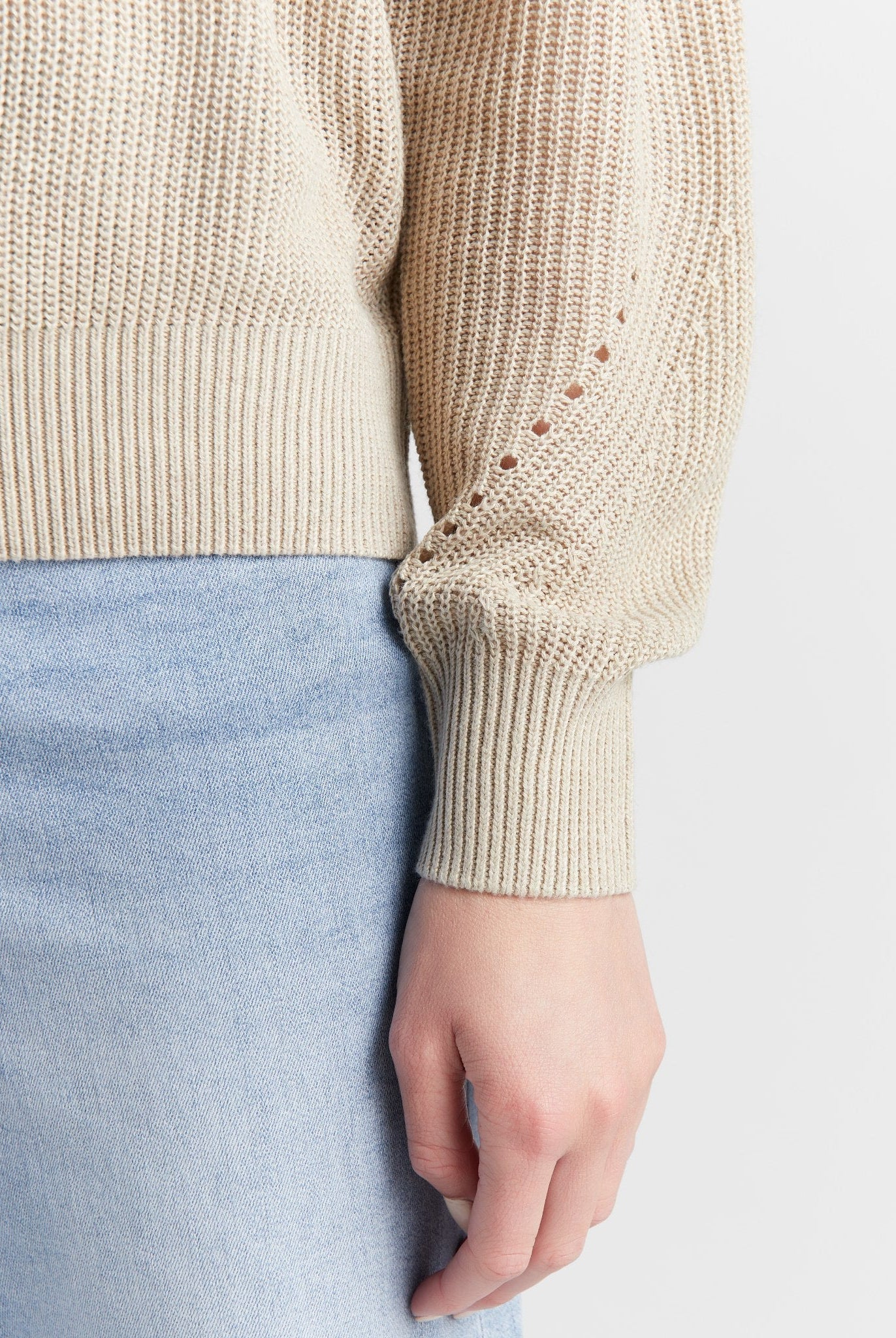 Oatmeal $|& SEAS Coastal Crewneck Pullover Sweater - SOF Detail