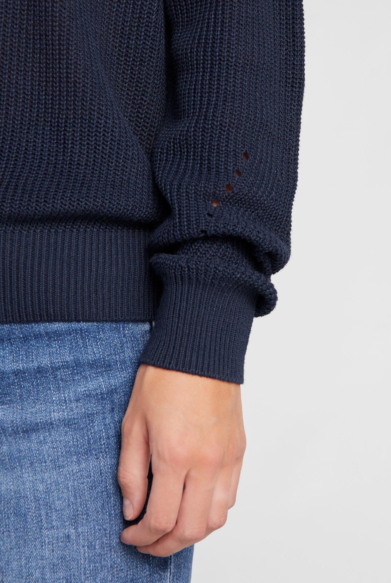 Navy $|& SEAS Coastal Crewneck Pullover Sweater - SOF Detail