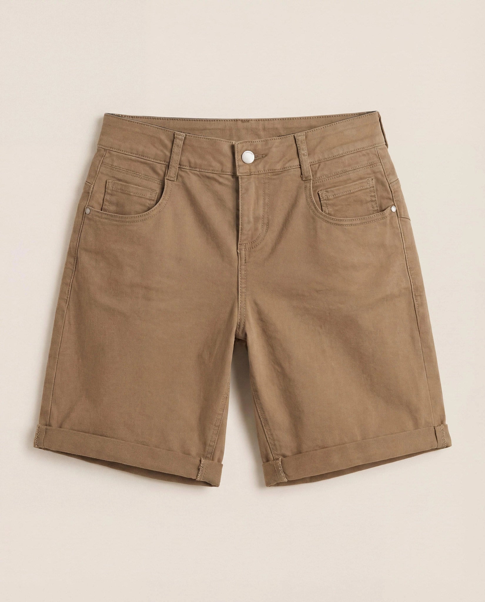 Coriander $|& SEAS Carrie Rolled Short - Hanger Detail