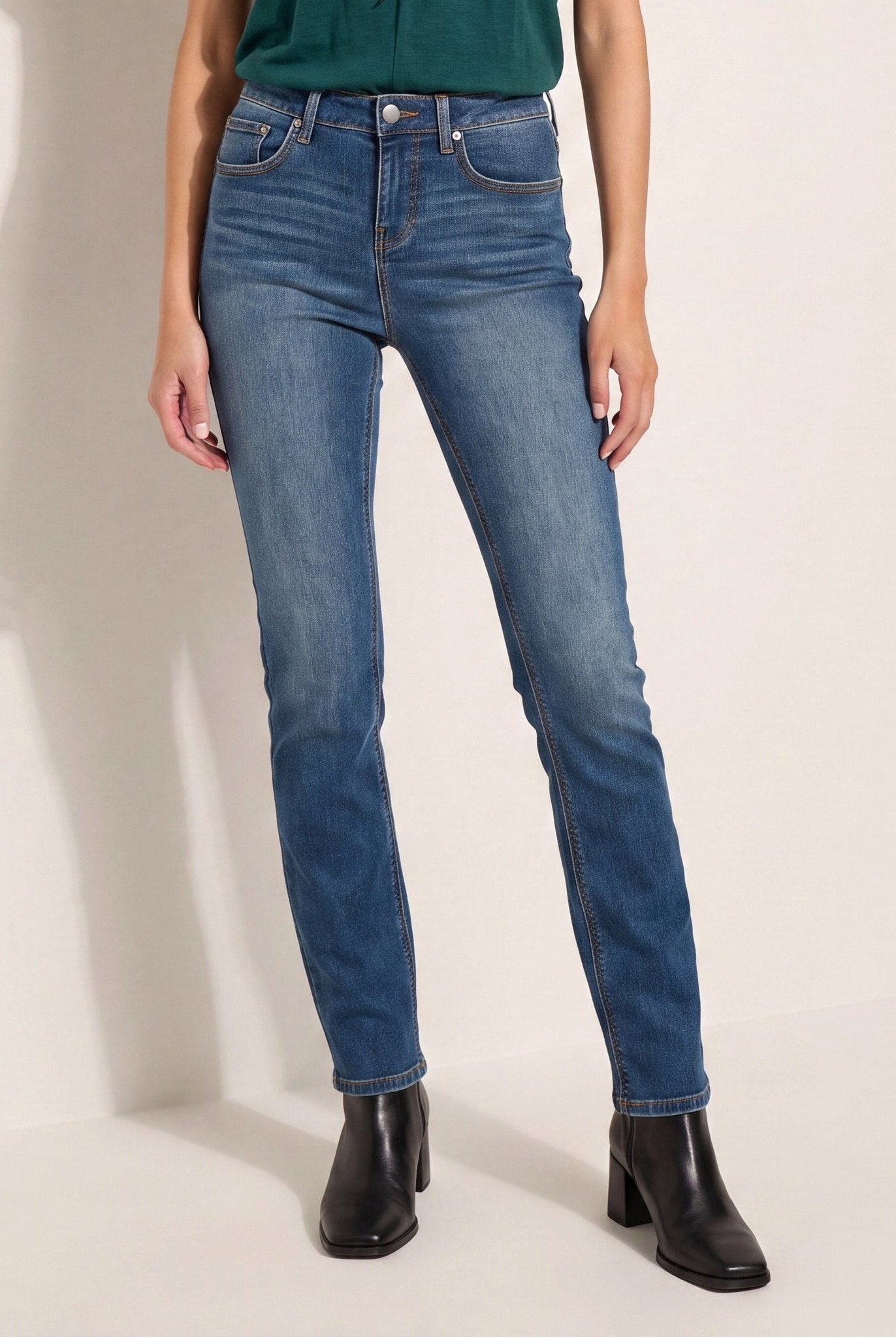 Dark Wash $|& SEAS Mariah Bootcut Jeans - SOF Front