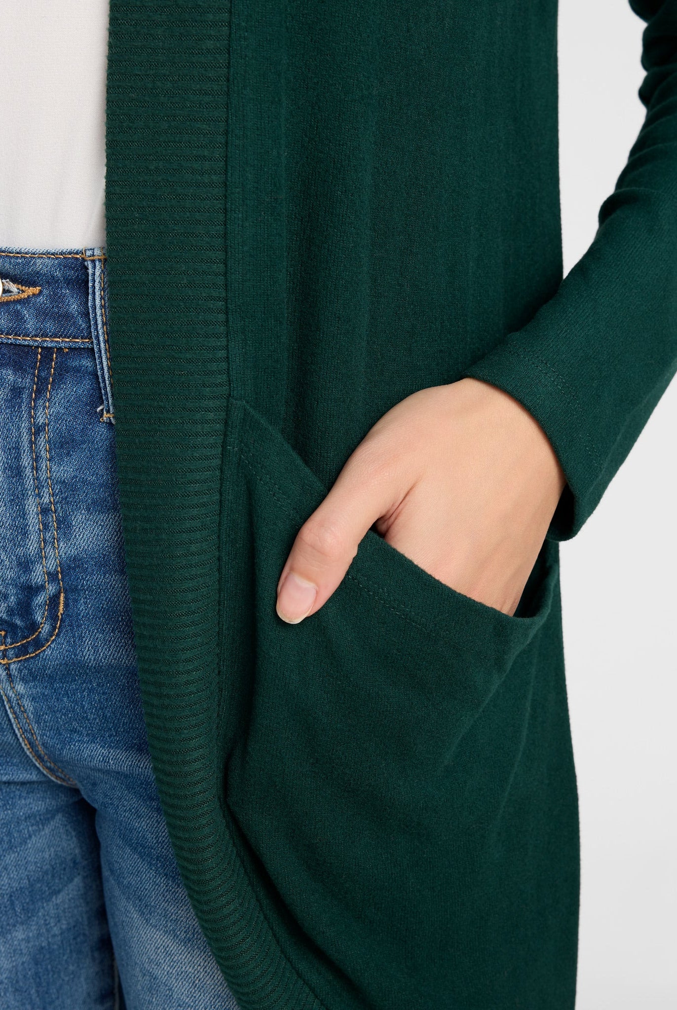 Hunter Green $|& SEAS Cocoon Cardigan - SOF Detail