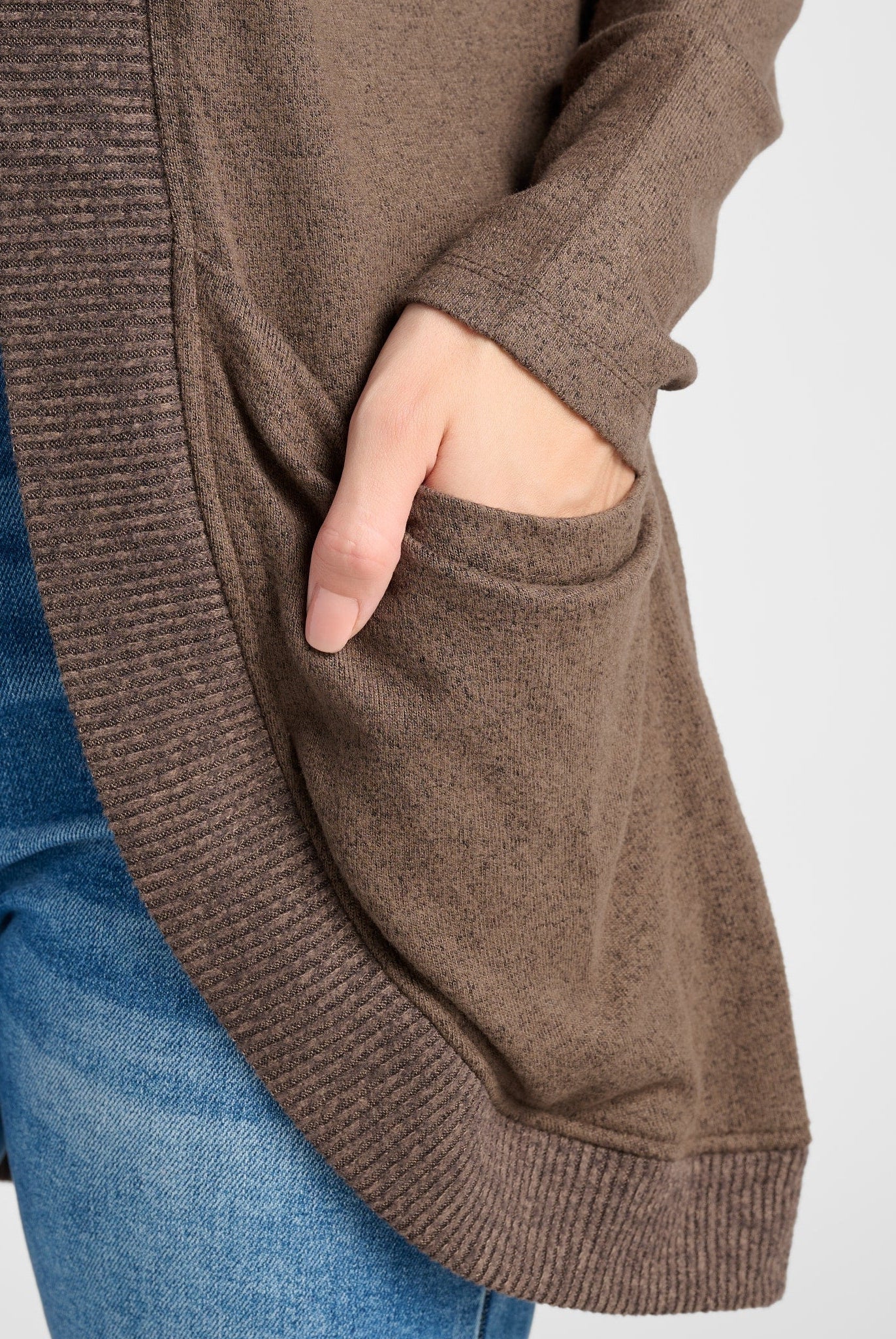 Heather Dark Chocolate $|& SEAS Cocoon Cardigan - SOF Detail