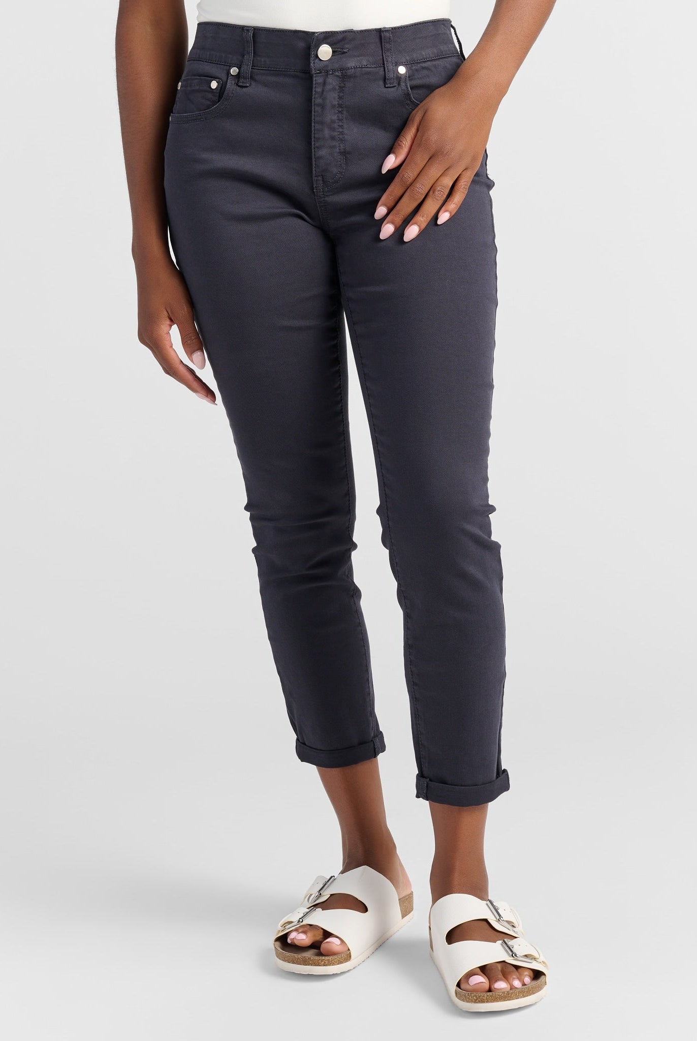 Charcoal $|& SEAS Cyndi Cuffed Ankle Skinny Jeans - SOF Front