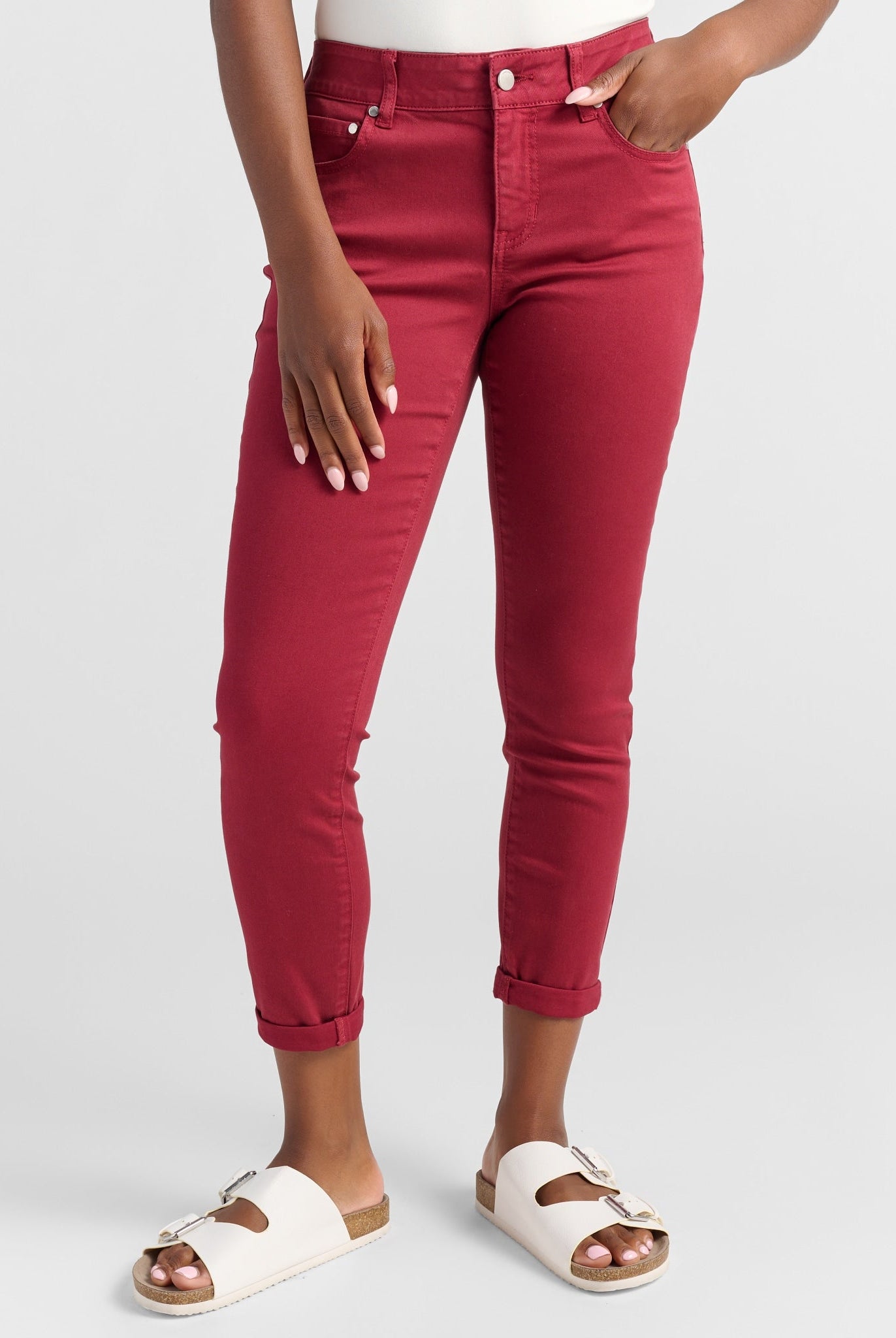 Rosewood $|& SEAS Cyndi Cuffed Ankle Skinny Jeans - SOF Front