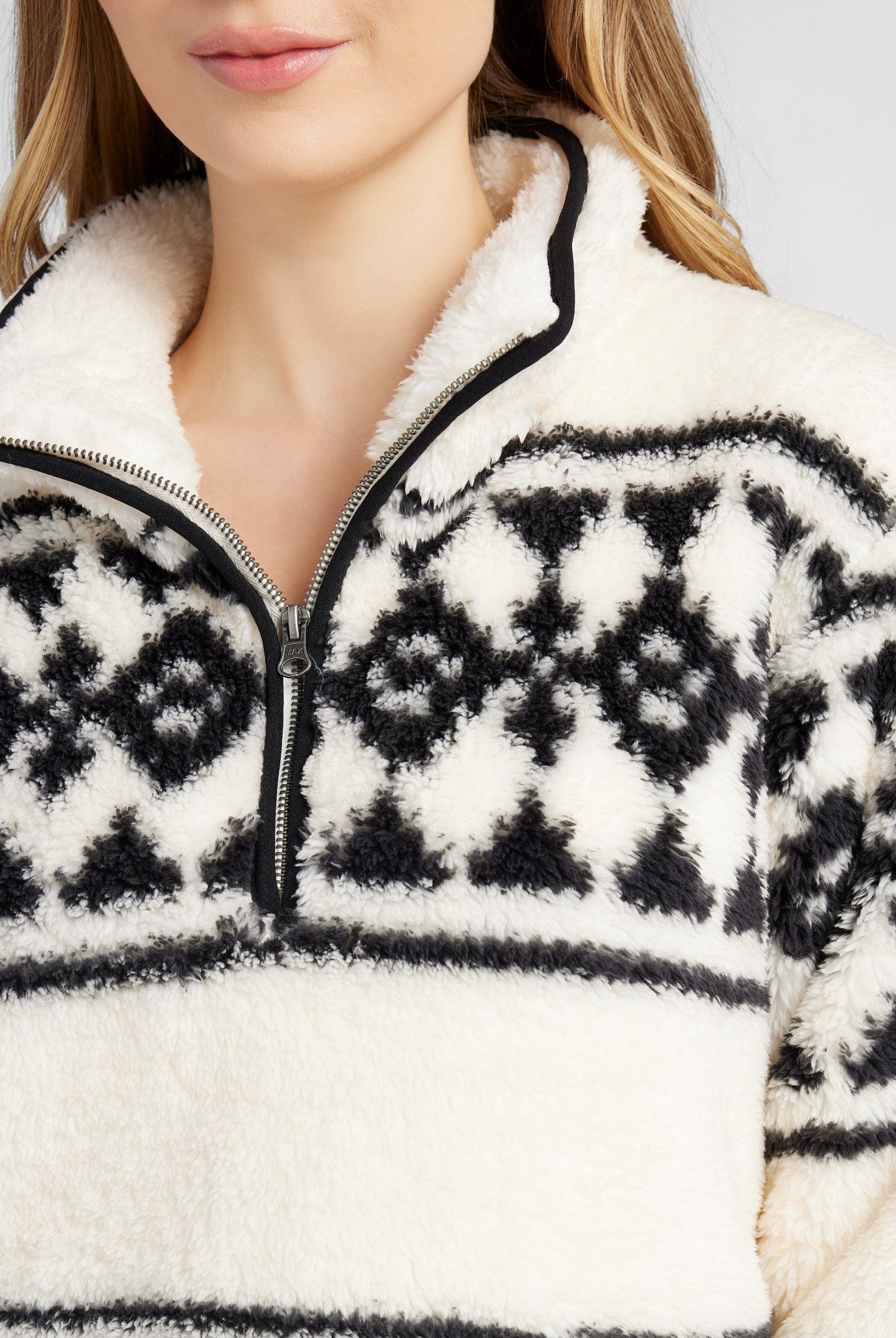 Cream Geo Stripe $|& SEAS Printed Sherpa Quarter Zip - SOF Detail