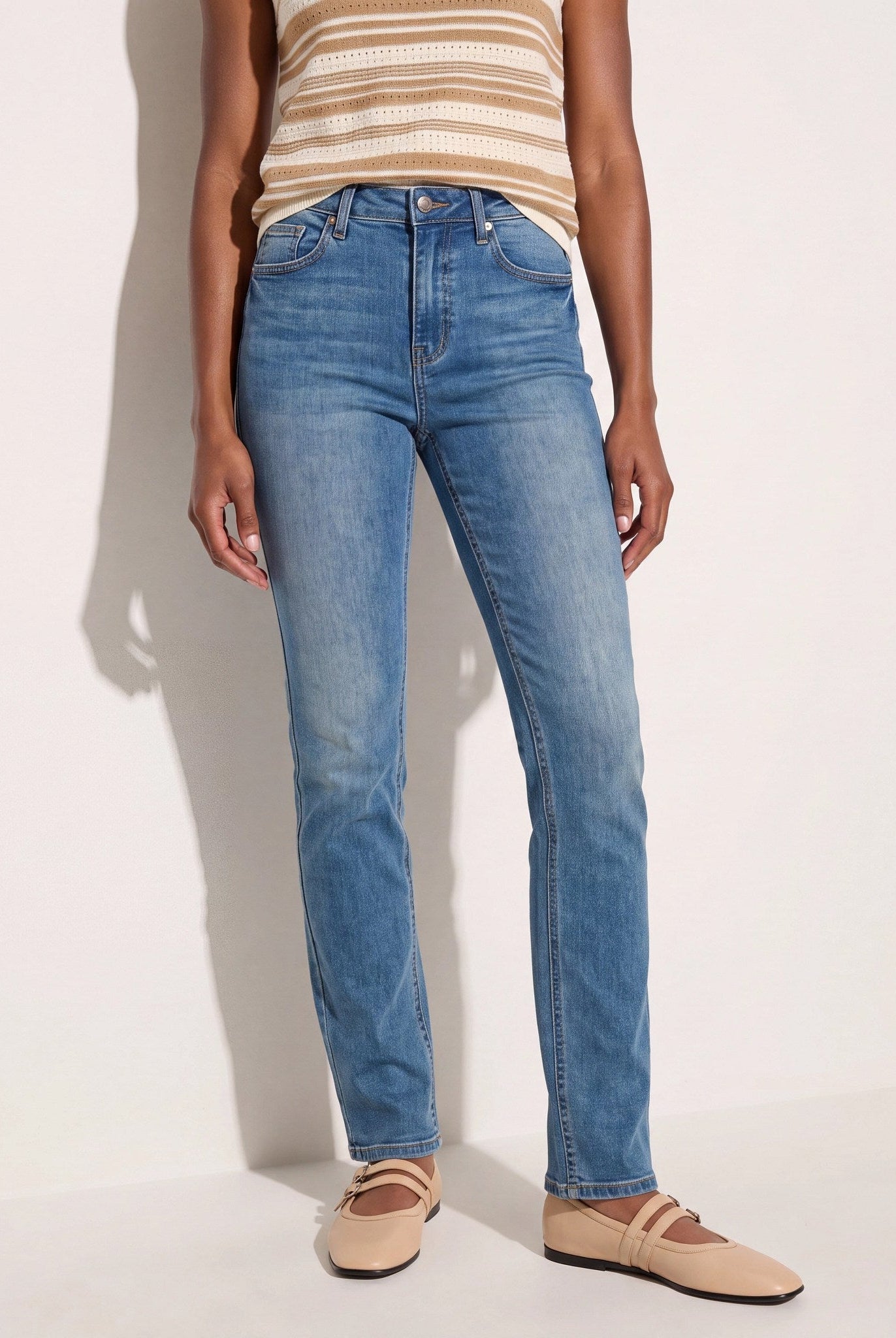 Medium Wash $|& SEAS Mariah Bootcut Jeans - SOF Front