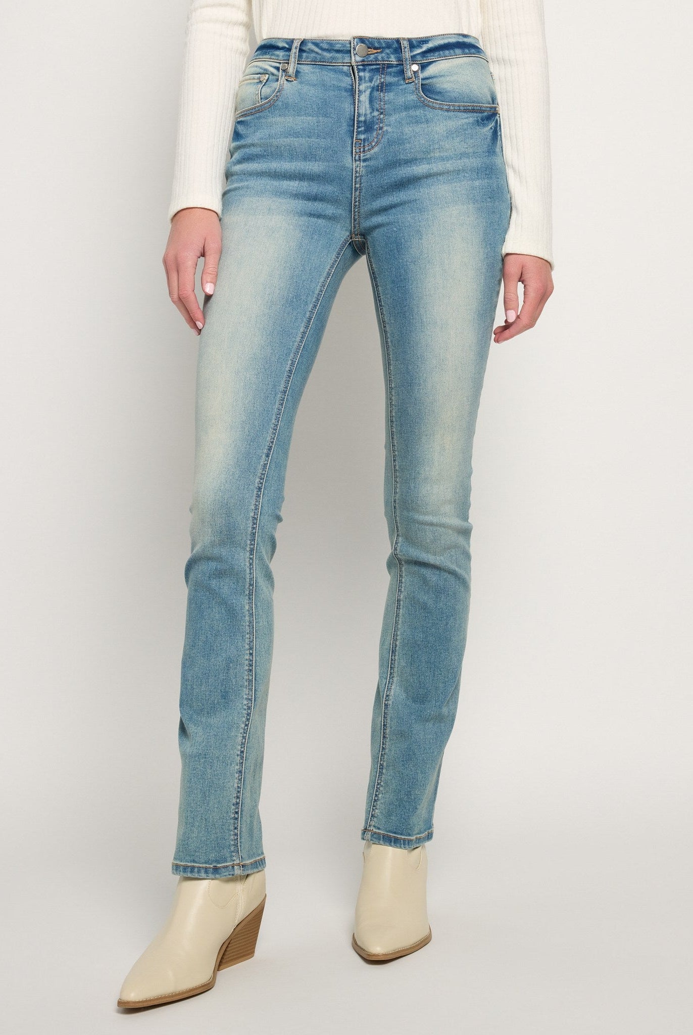 Medium Wash $|& SEAS Mariah Bootcut Jeans - SOF Front