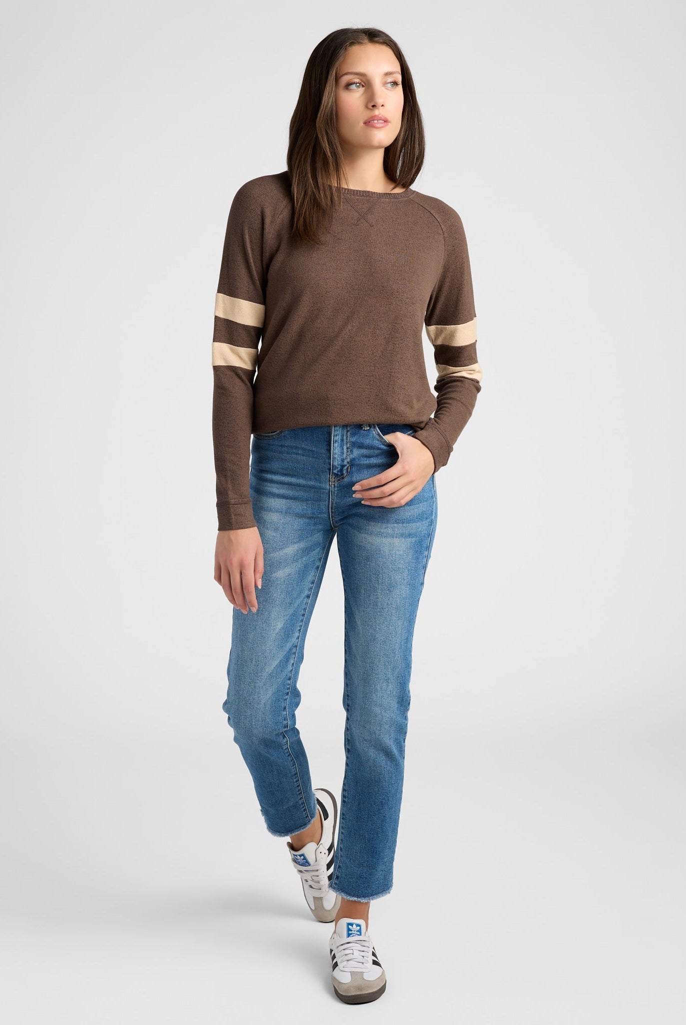 Heather Dark Chocolate/Heather Oatmeal $|& SEAS Shoreline Varsity Cozy Top - UGC On Fig