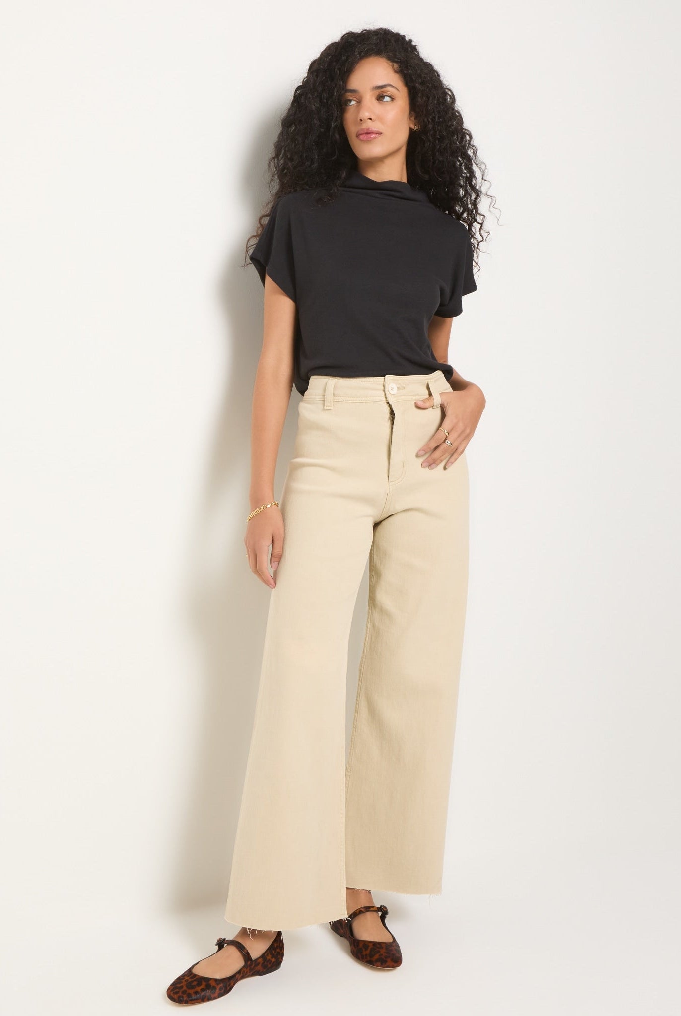 Black $|& SEAS Pier Funnel Neck Hacci Tee - UGC On Fig