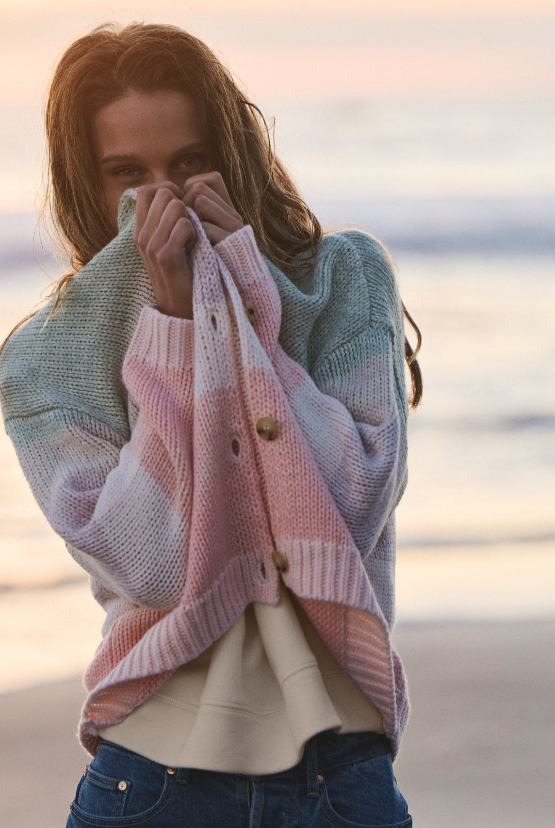 Beachy Blush Ombre $|& SEAS Sailfin Ombre Cardigan - SOF Side