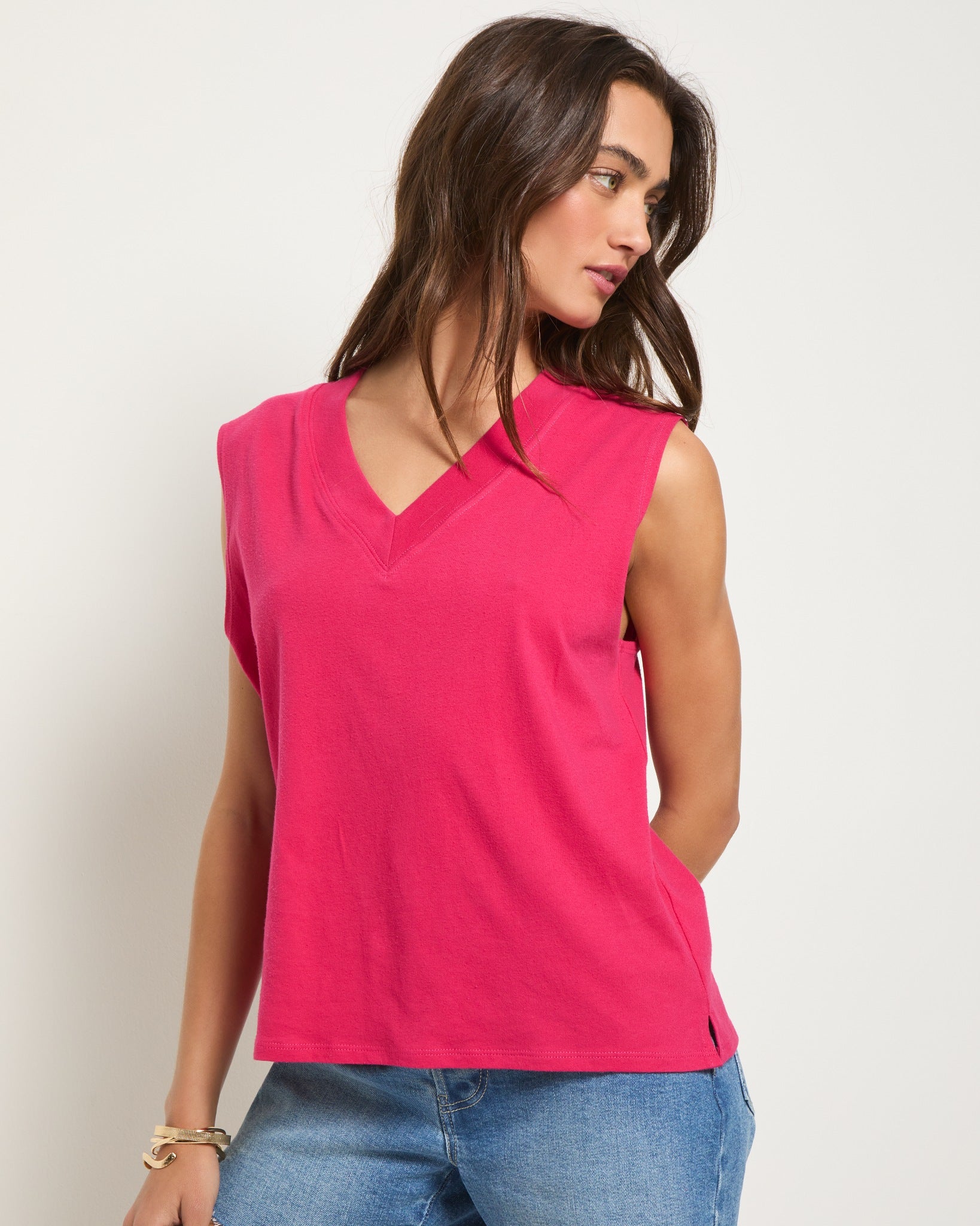 Magenta $|& SEAS Sol V-Neck Tank - SOF Front