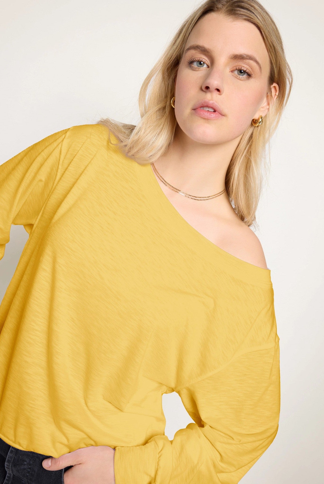 Golden $|& SEAS Brooksville Slub Off The Shoulder Top - SOF Full Front
