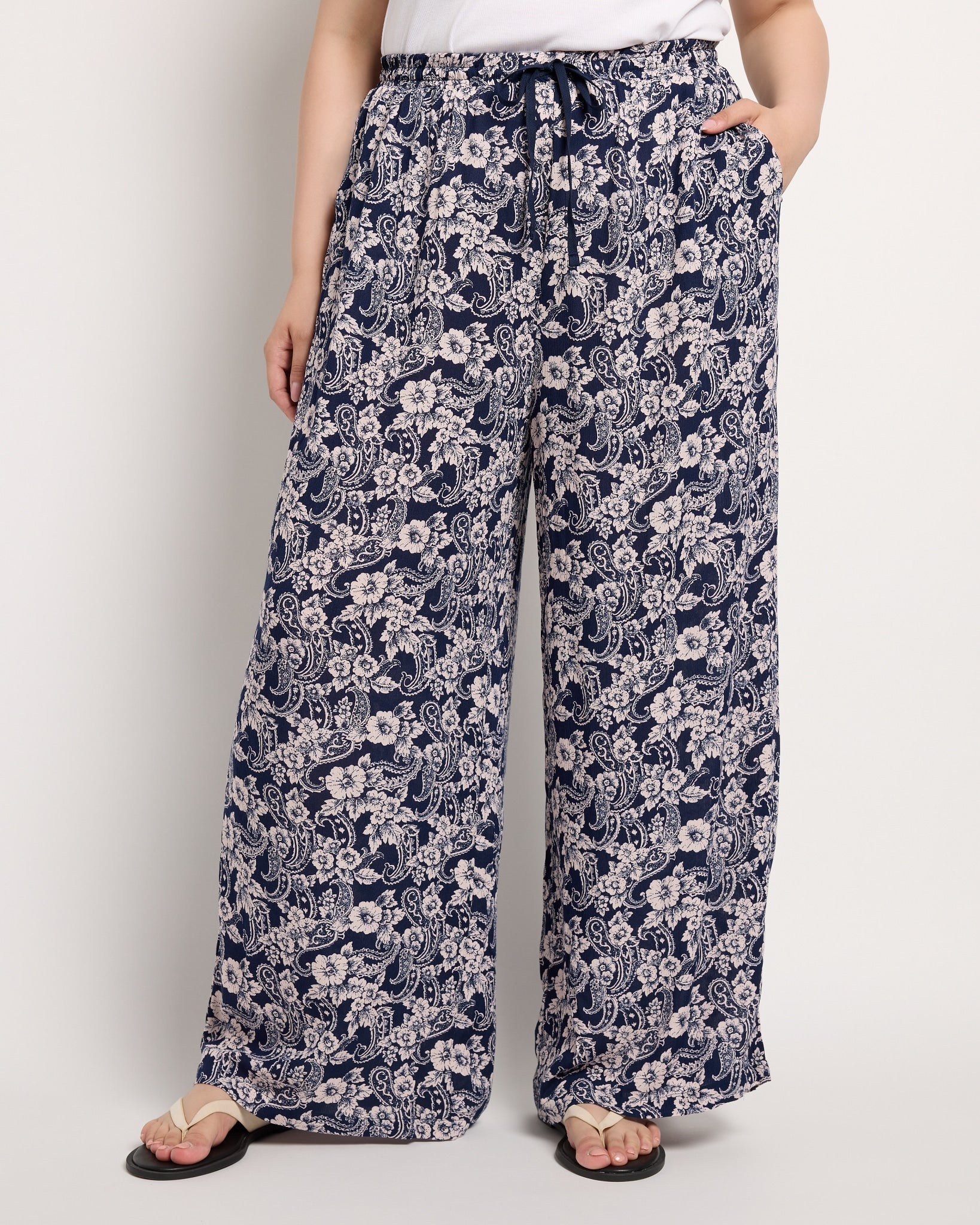 Navy $|& SEAS Gauze Pant - SOF Front