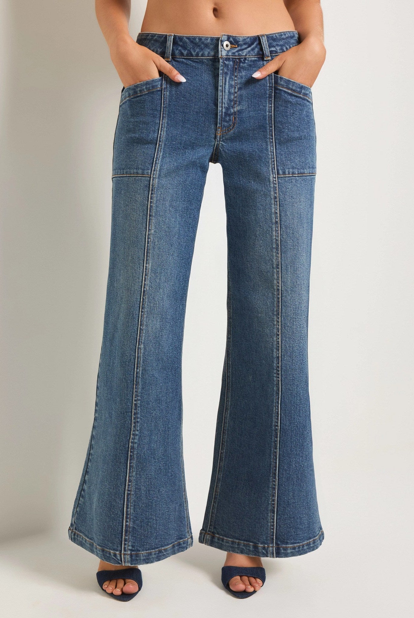 Storm $|& SEAS Nomad Flare Jean - SOF Front