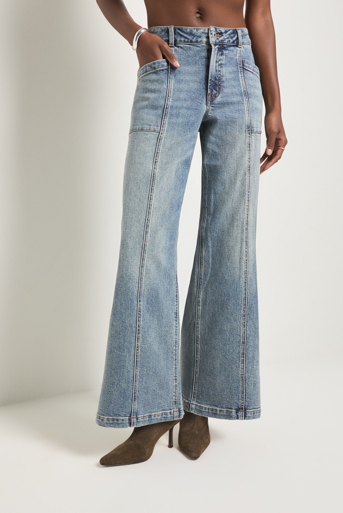 White Water $|& SEAS Nomad Flare Jean - SOF Front