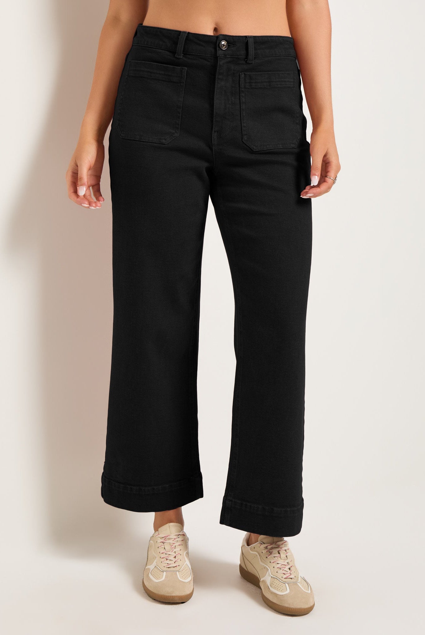Black $|& SEAS Caroline Cropped Wide Leg Twill Pant - SOF Front