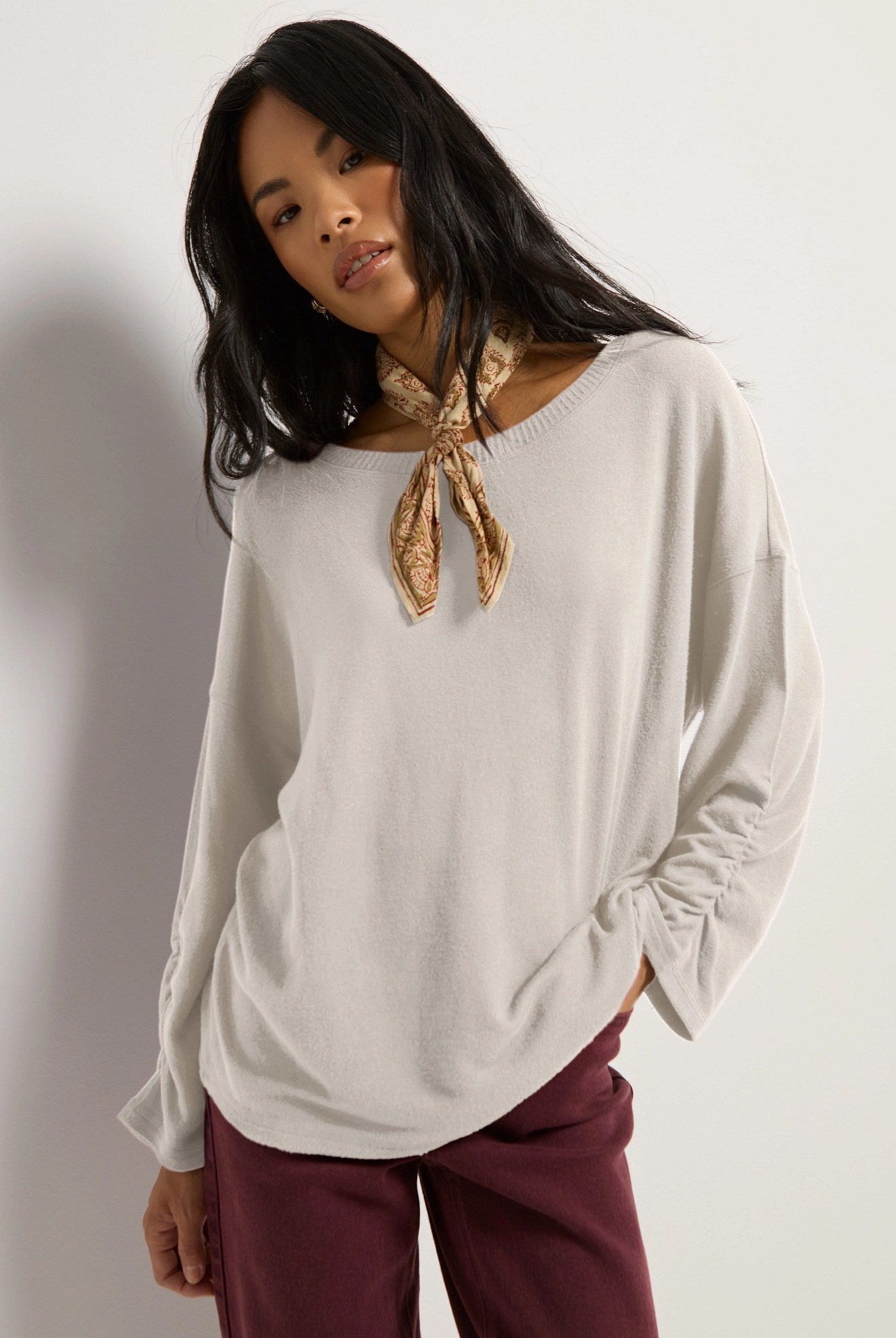 Cream $|& SEAS Sonder Cinch Sleeve Pullover - SOF Front