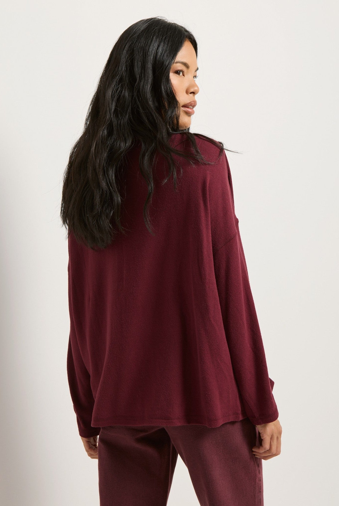 Black Cherry $|& SEAS Sonder Cinch Sleeve Pullover - SOF Back