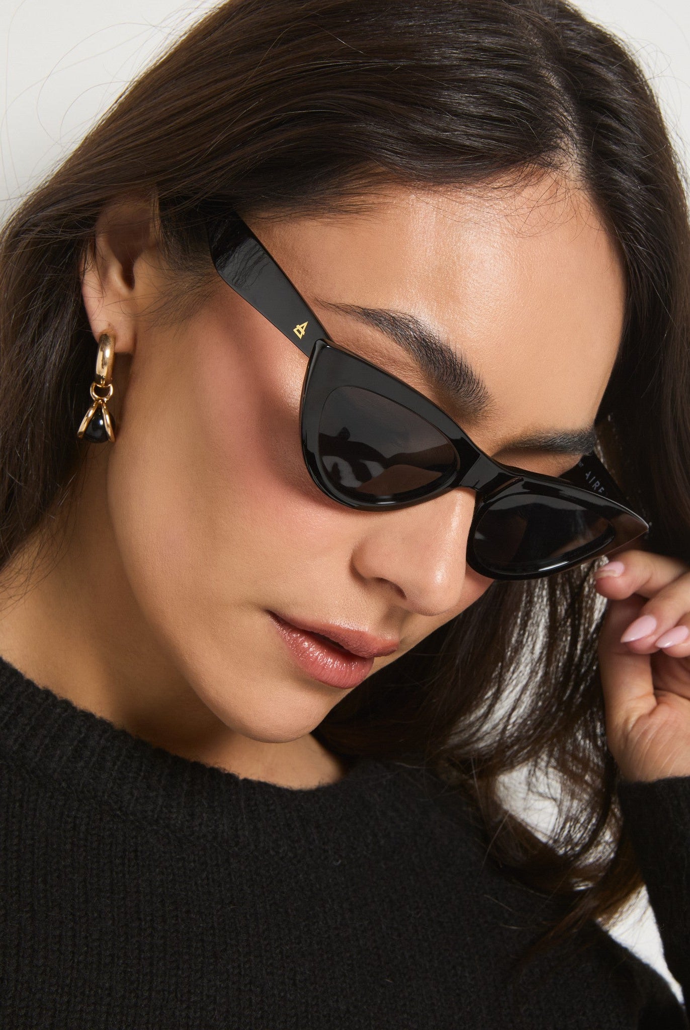 Black/Smoke $|& AIRE Dualism Sunglasses - SOF Side