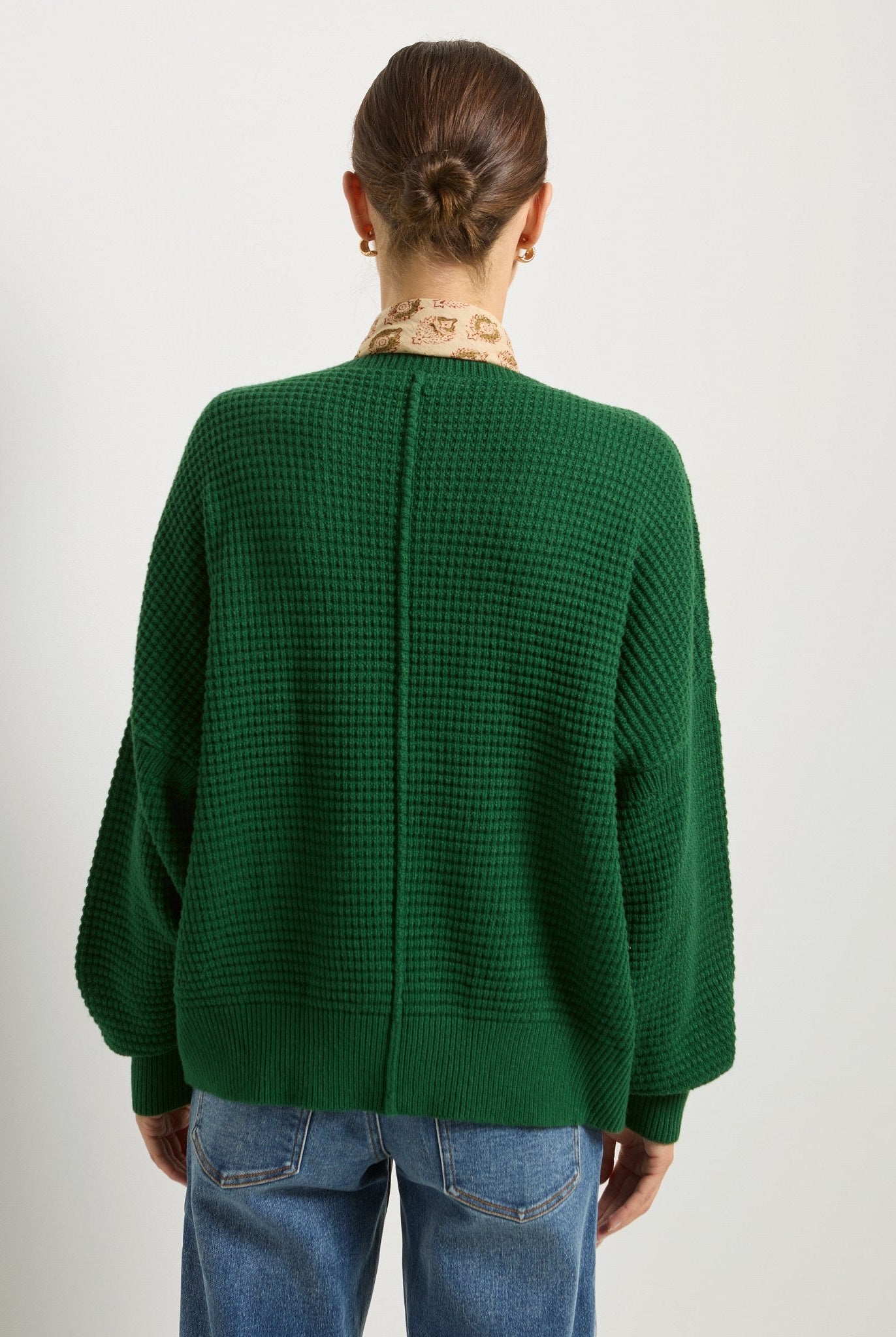 Turf Green $|& SEAS Lotus V-Neck Sweater - SOF Back