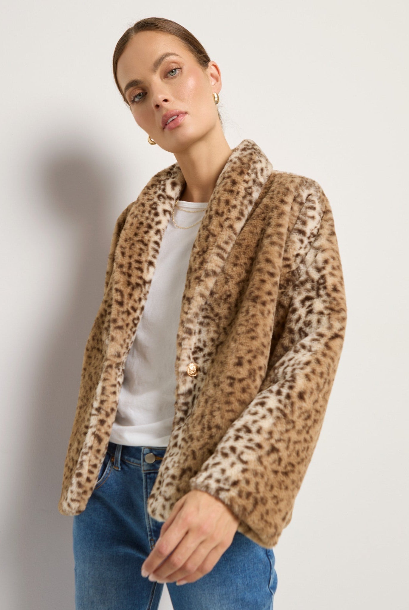 Sandstone Leopard $|& SEAS Luna Faux Fur Jacket - SOF Front