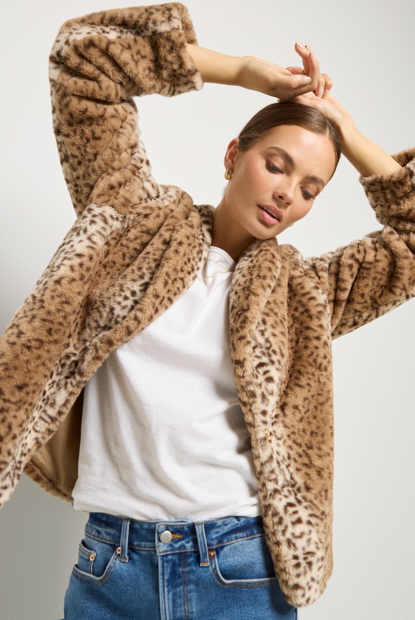 Sandstone Leopard $|& SEAS Luna Faux Fur Jacket - SOF Full Front