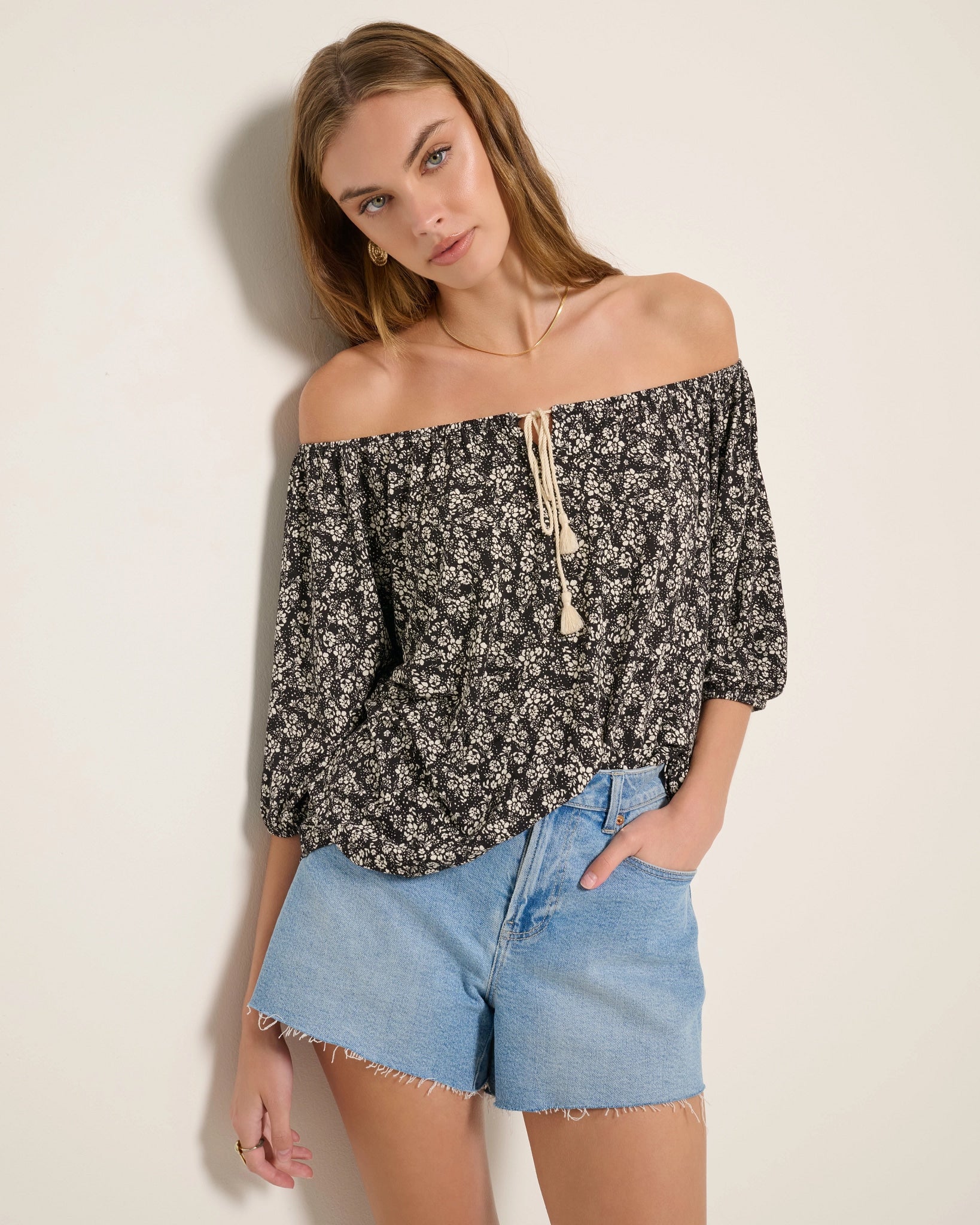 Black Floral $|& SEAS Honey Print Short Sleeve Top - SOF Front