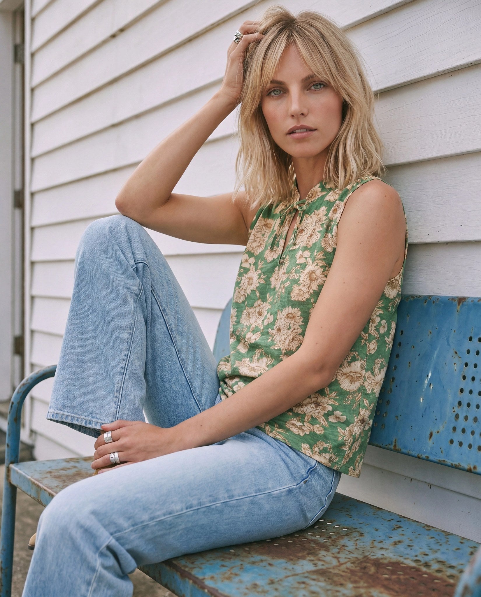 Kalamata $|& SEAS Ollie Printed V-Neck Sleeveless Top - SOF Side