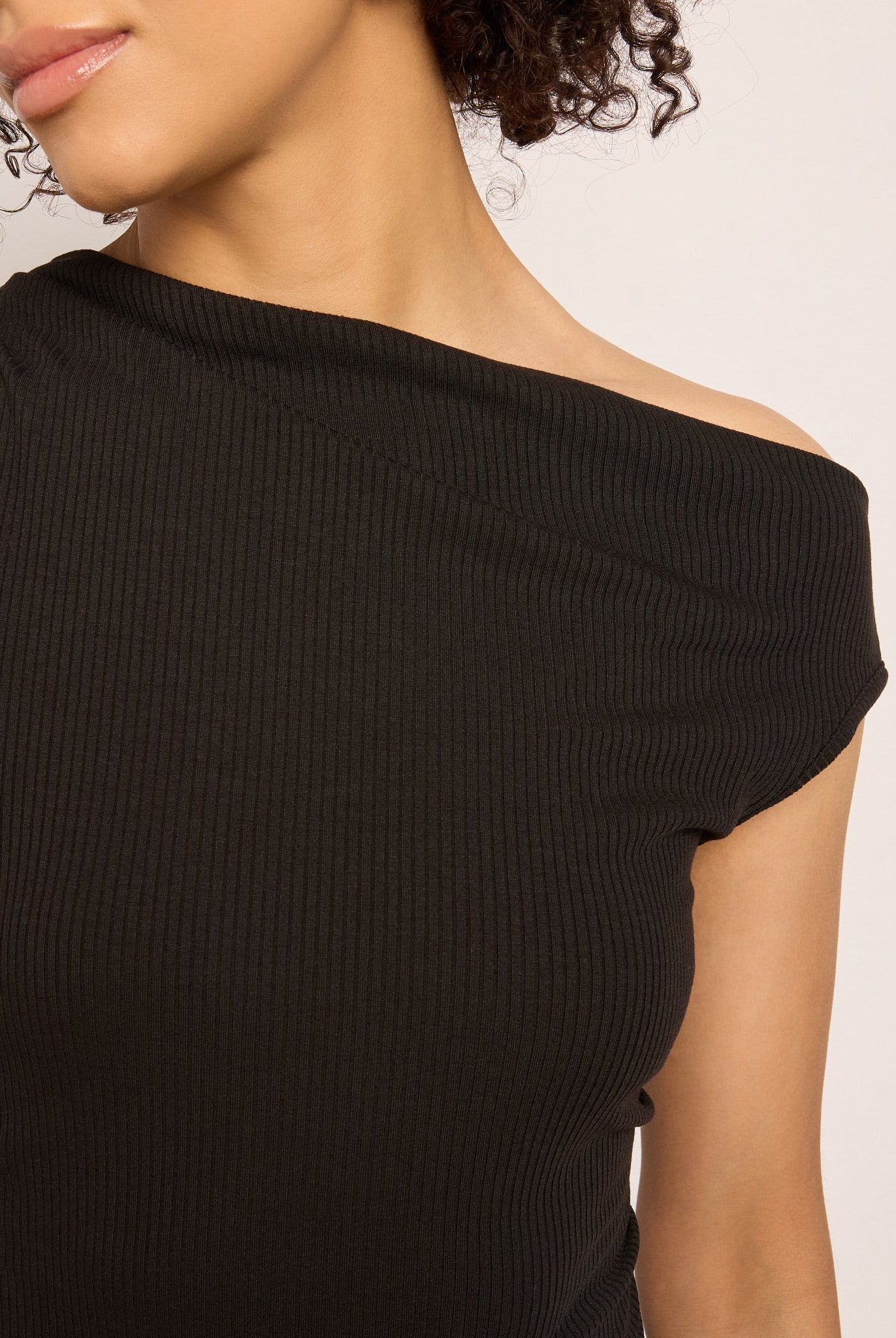 Black $|& SEAS Eden Pleated One Shoulder Top - SOF Full Front