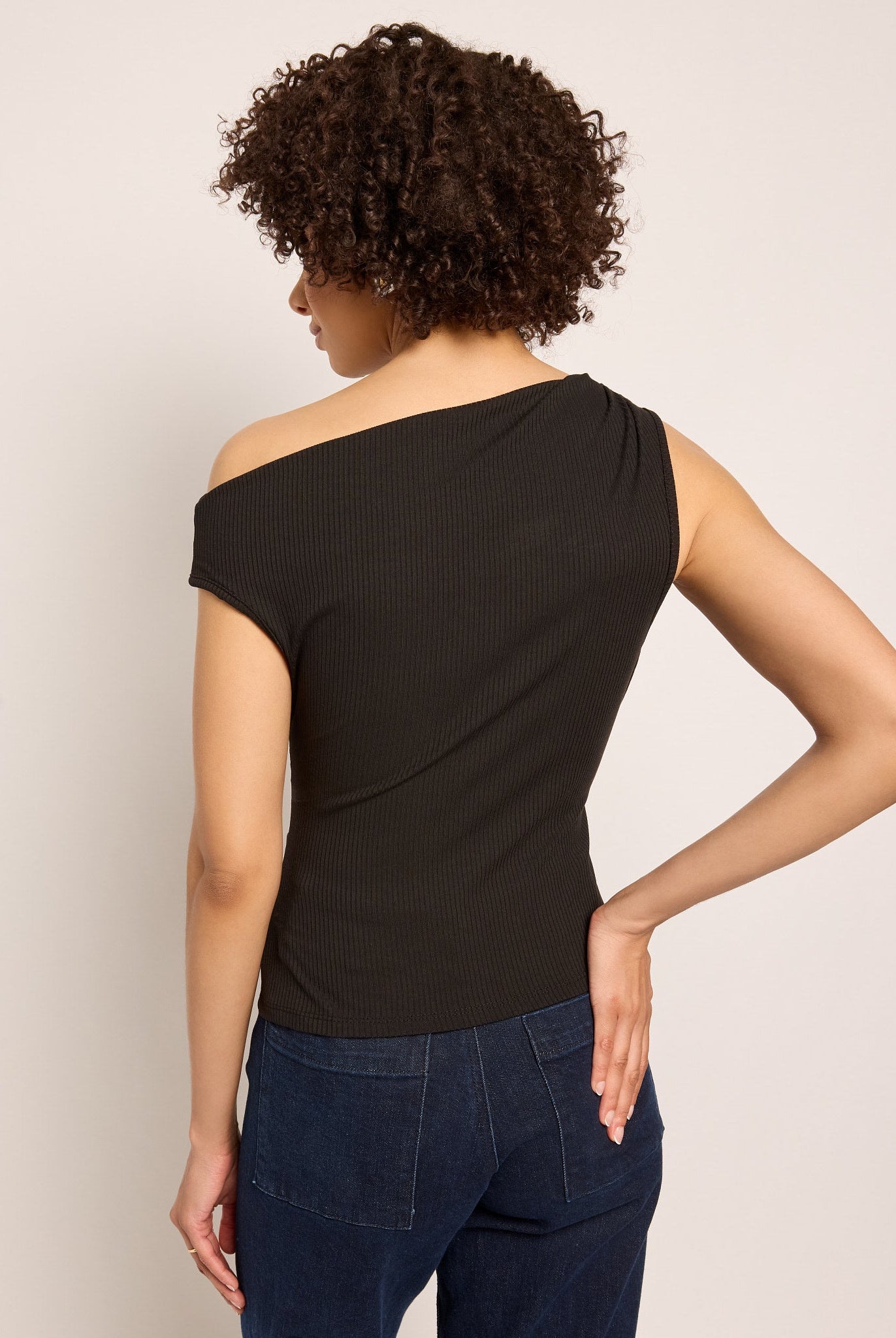 Black $|& SEAS Eden Pleated One Shoulder Top - SOF Back