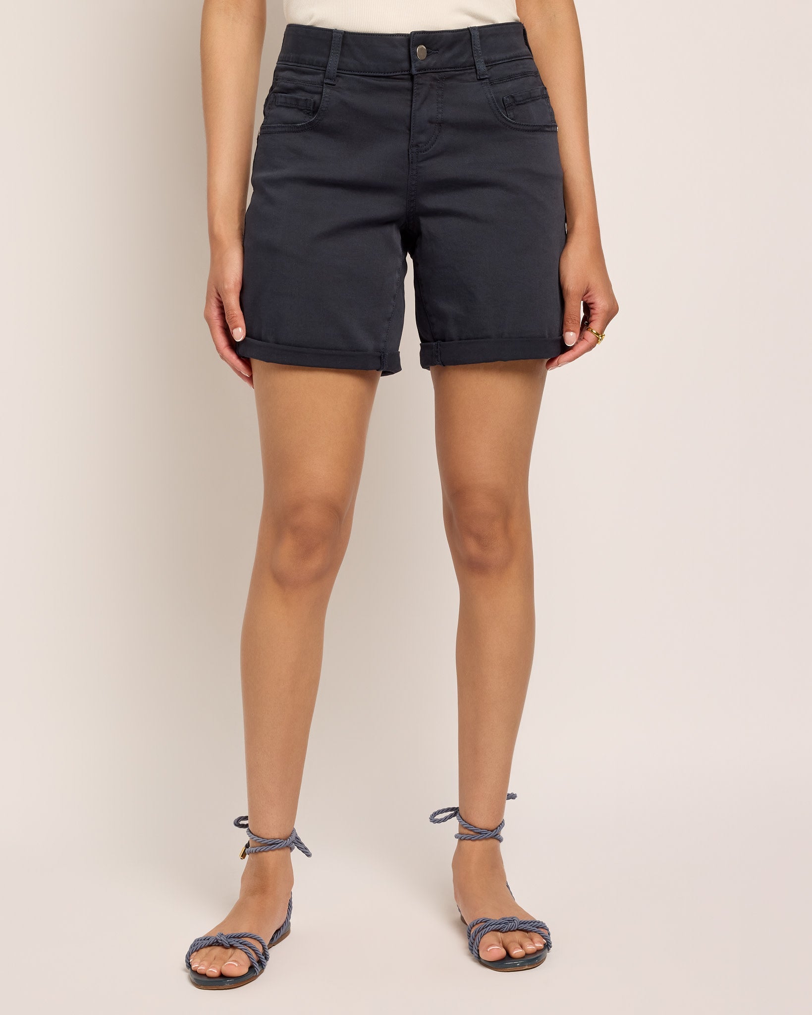 Mariner Midnight $|& SEAS Carrie Rolled Short - SOF Front