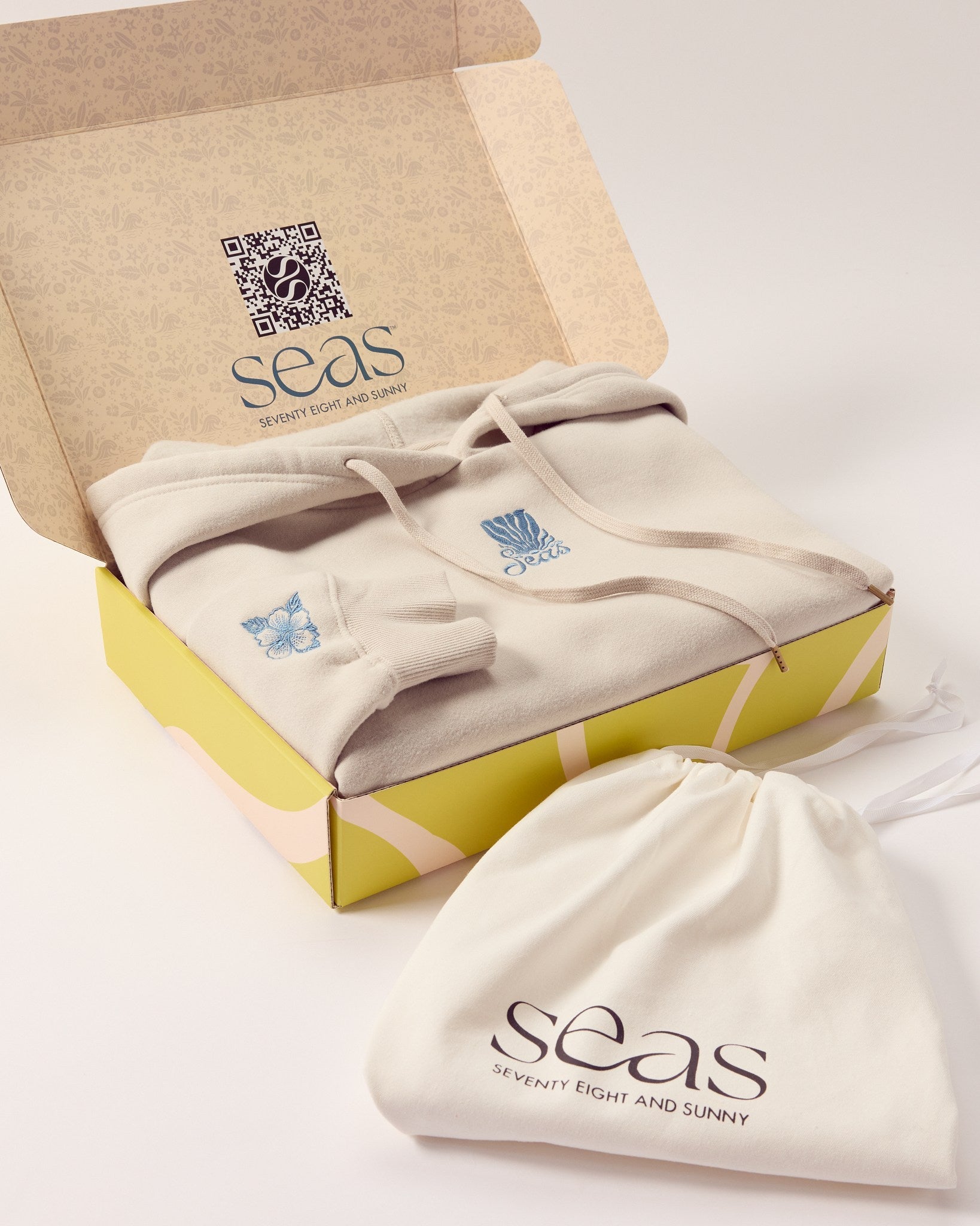 Cream $|& SEAS Ryder "Sun Chaser" Graphic Hoodie - VOF Detail