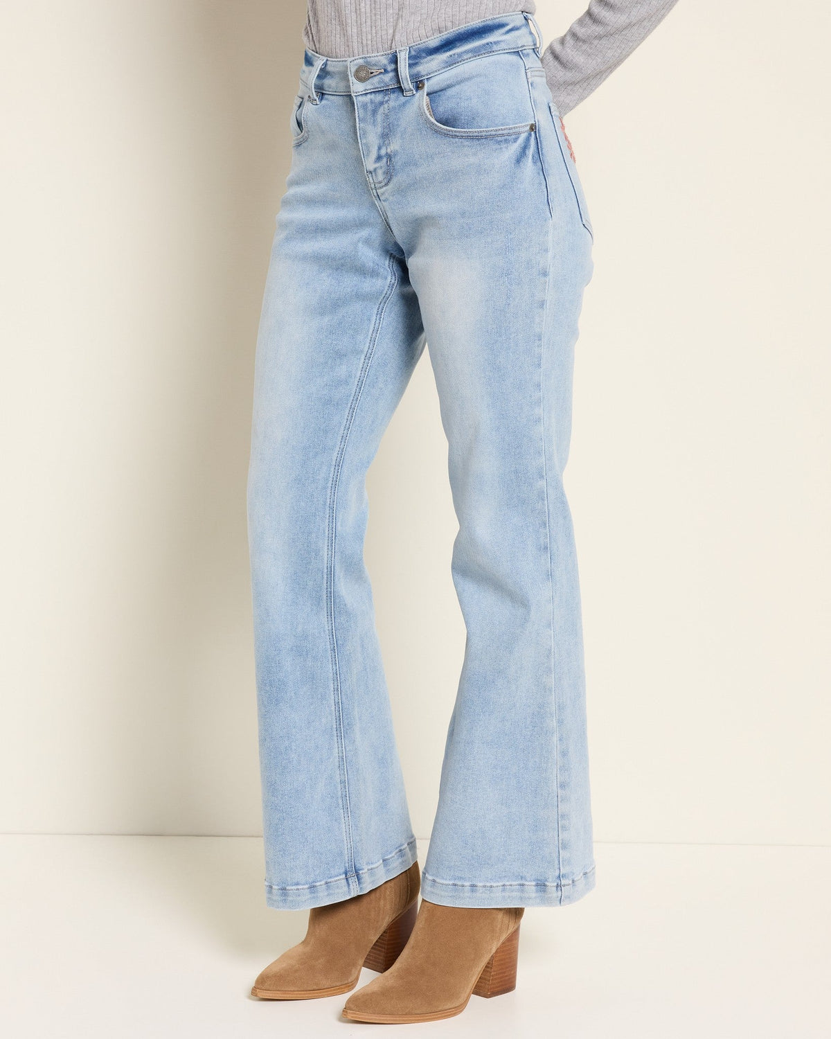 Lakeside $|& SEAS Stacy Mid Rise Embroidered Flare Jean - SOF Front