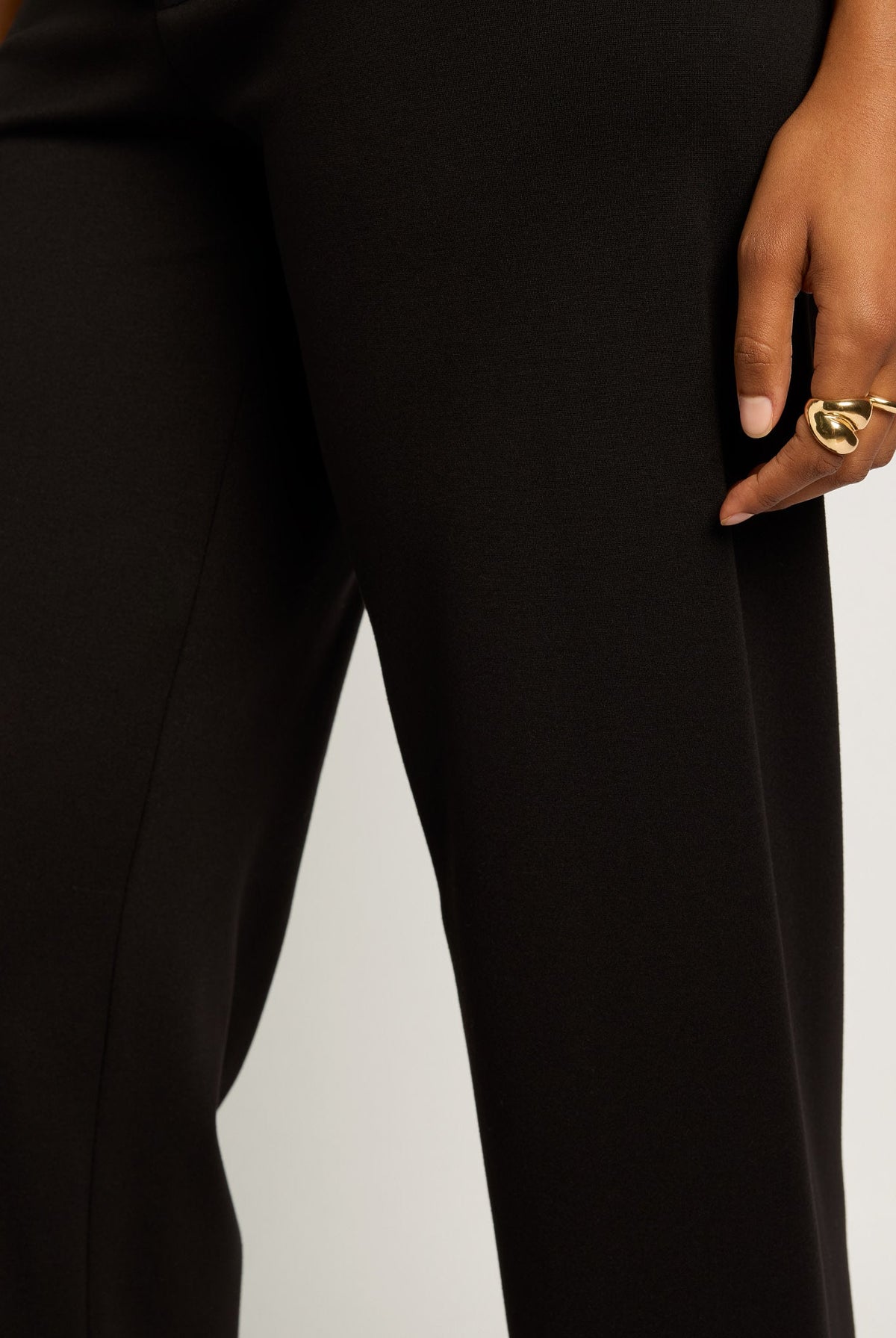Black $|& SEAS Abigail High Rise Wide Leg Slit Pant - VOF Front