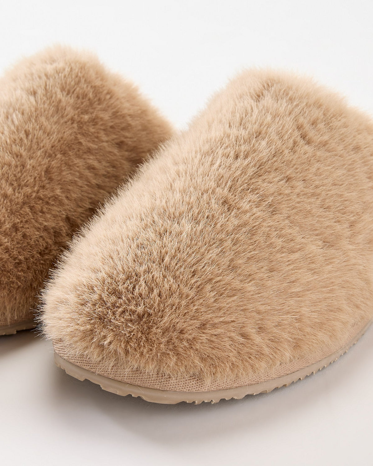 Tan $|& SEAS Haven Faux Fur Slipper
