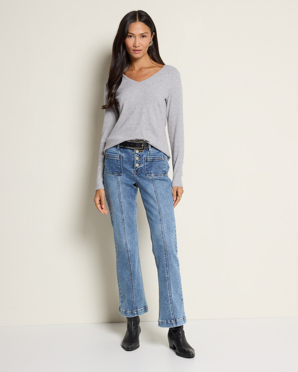 Heather Grey $|& SEAS Ray V-Neck Long Sleeve Top - UGC On Fig