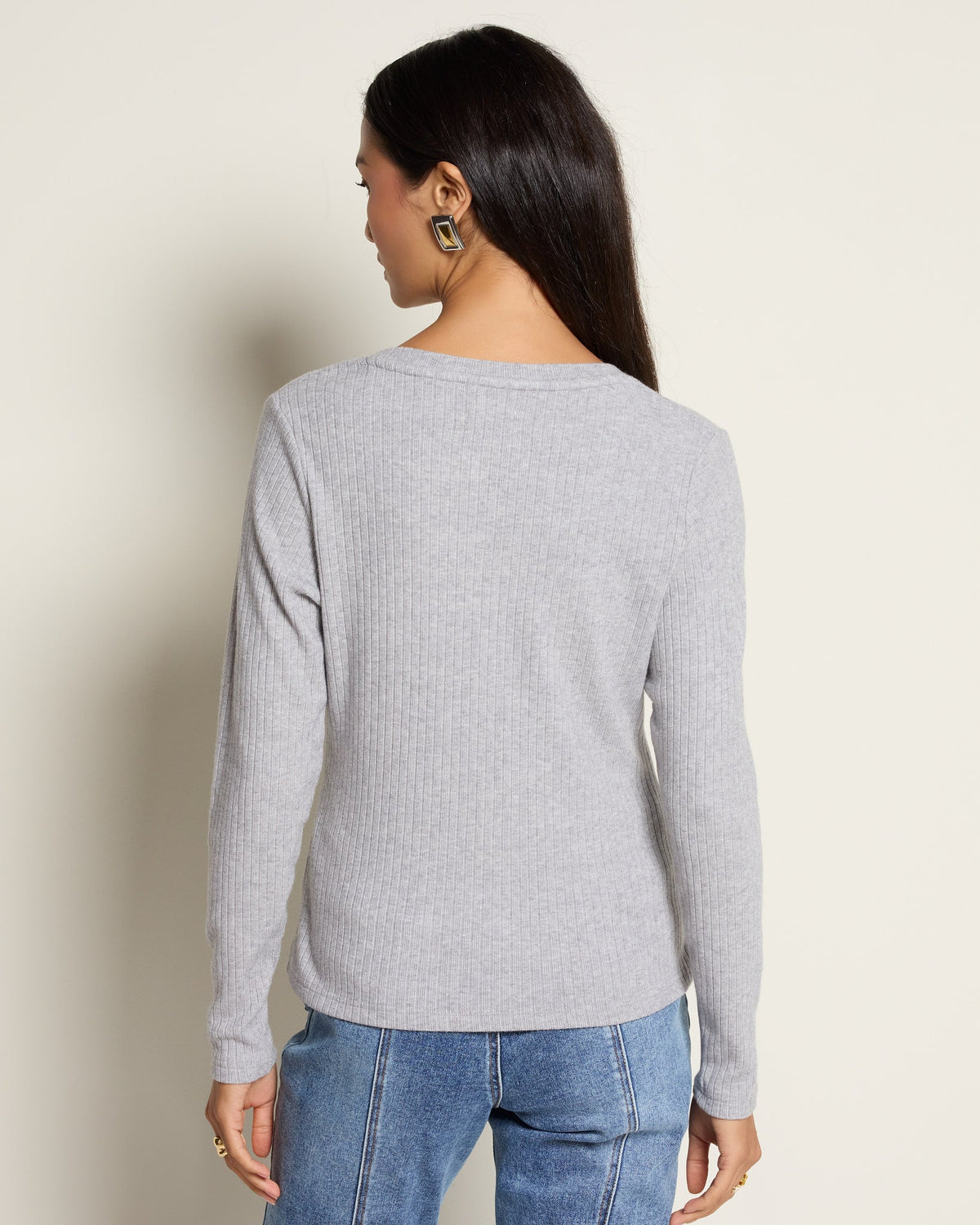 Heather Grey $|& SEAS Ray V-Neck Long Sleeve Top - SOF Back