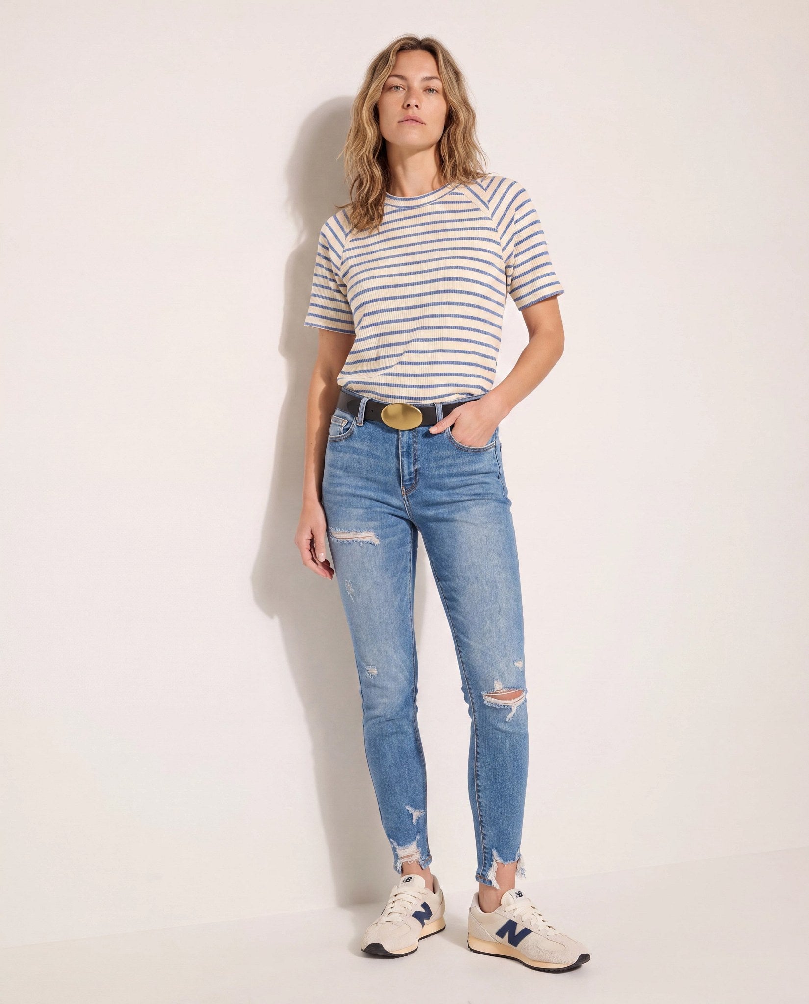 Medium Wash $|& SEAS Jett Mid Rise Ankle Skinny Jeans - SOF Back