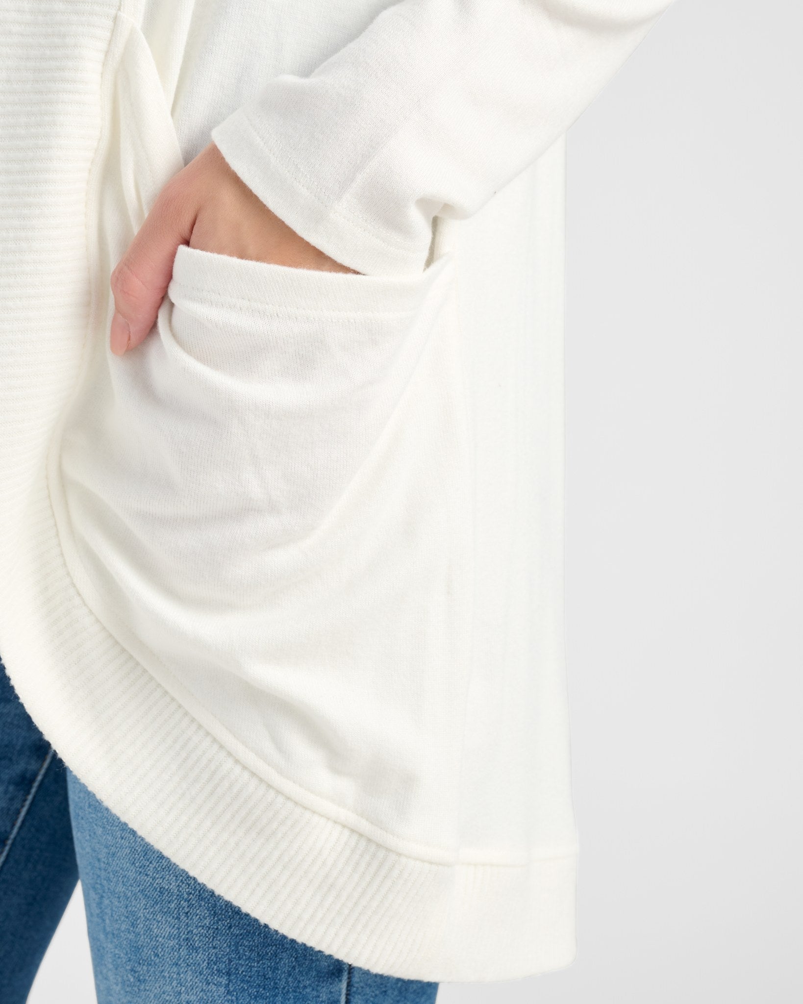 Cream $|& SEAS Cocoon Cardigan - SOF Detail