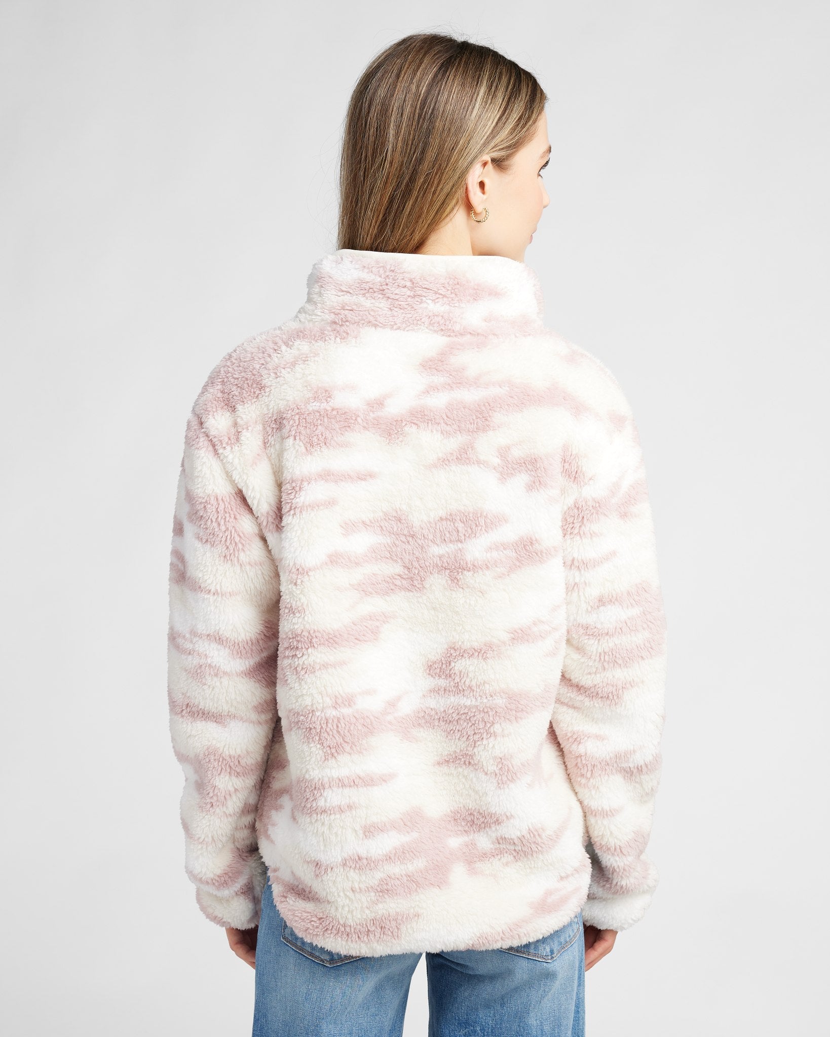 Ivory Mauve Camo $|& SEAS Printed Sherpa Quarter Zip - SOF Back
