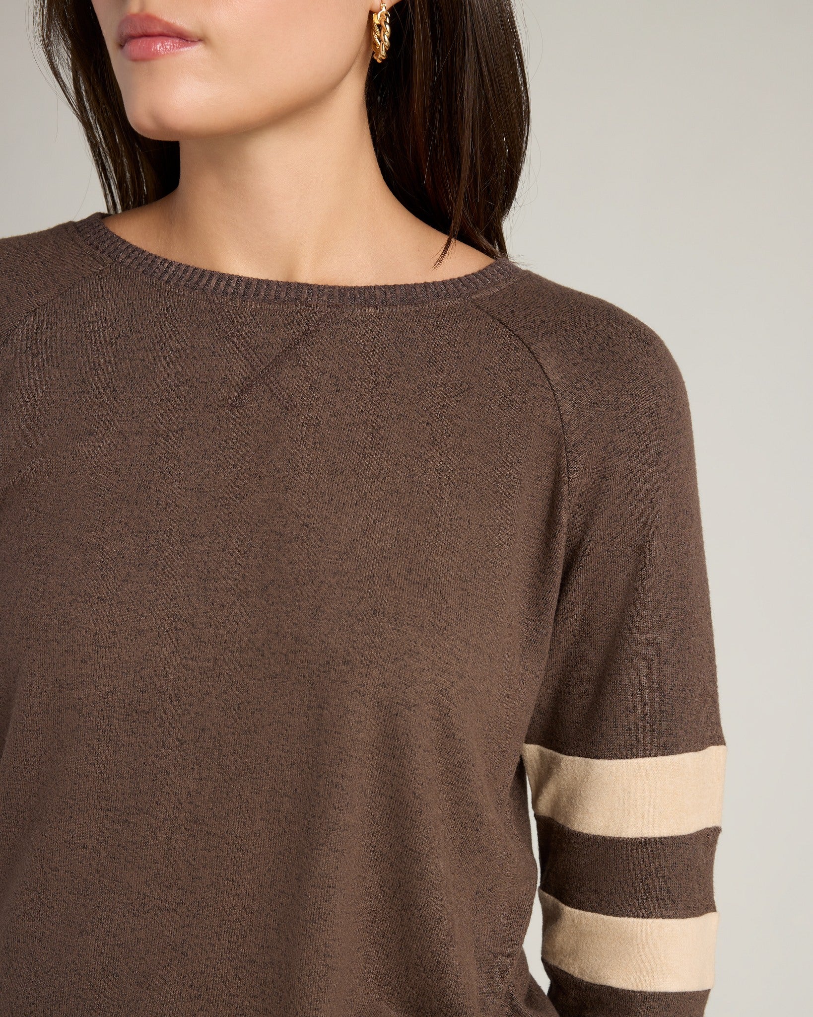 Heather Dark Chocolate/Heather Oatmeal $|& SEAS Shoreline Varsity Cozy Top - SOF Full Front