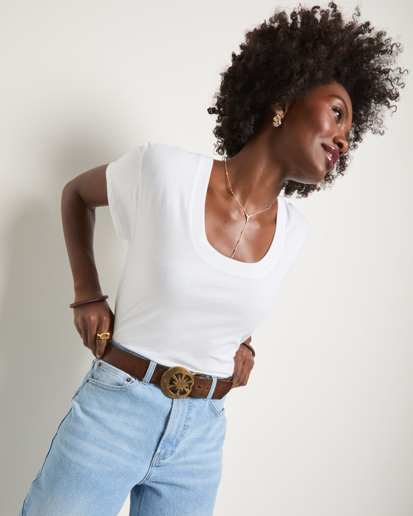 White $|& SEAS Beachside Scoop Neck Tee - SOF Full Front