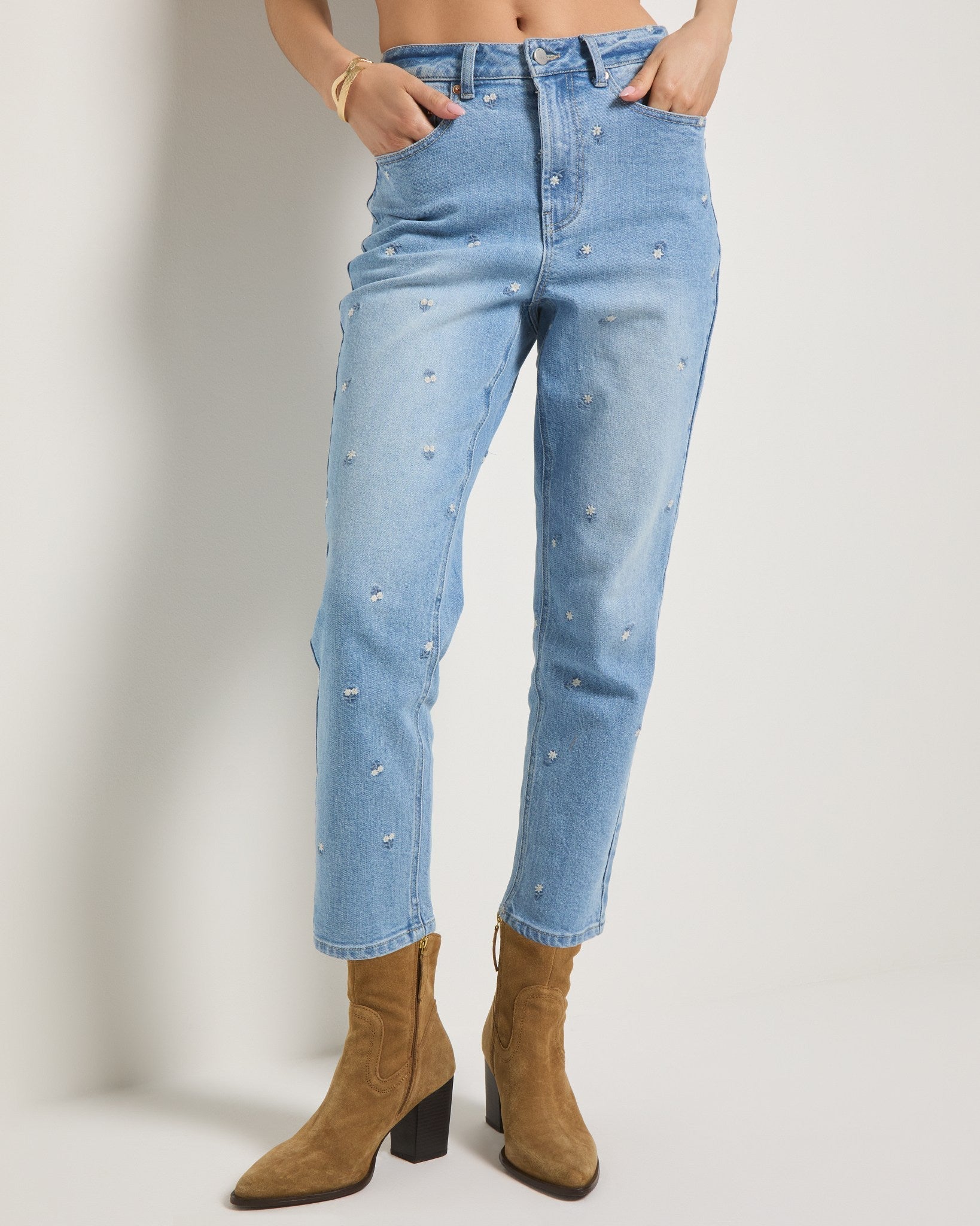 Lakeside $|& SEAS Ocean Mist Embroidered Straight Cropped Jean - SOF Front