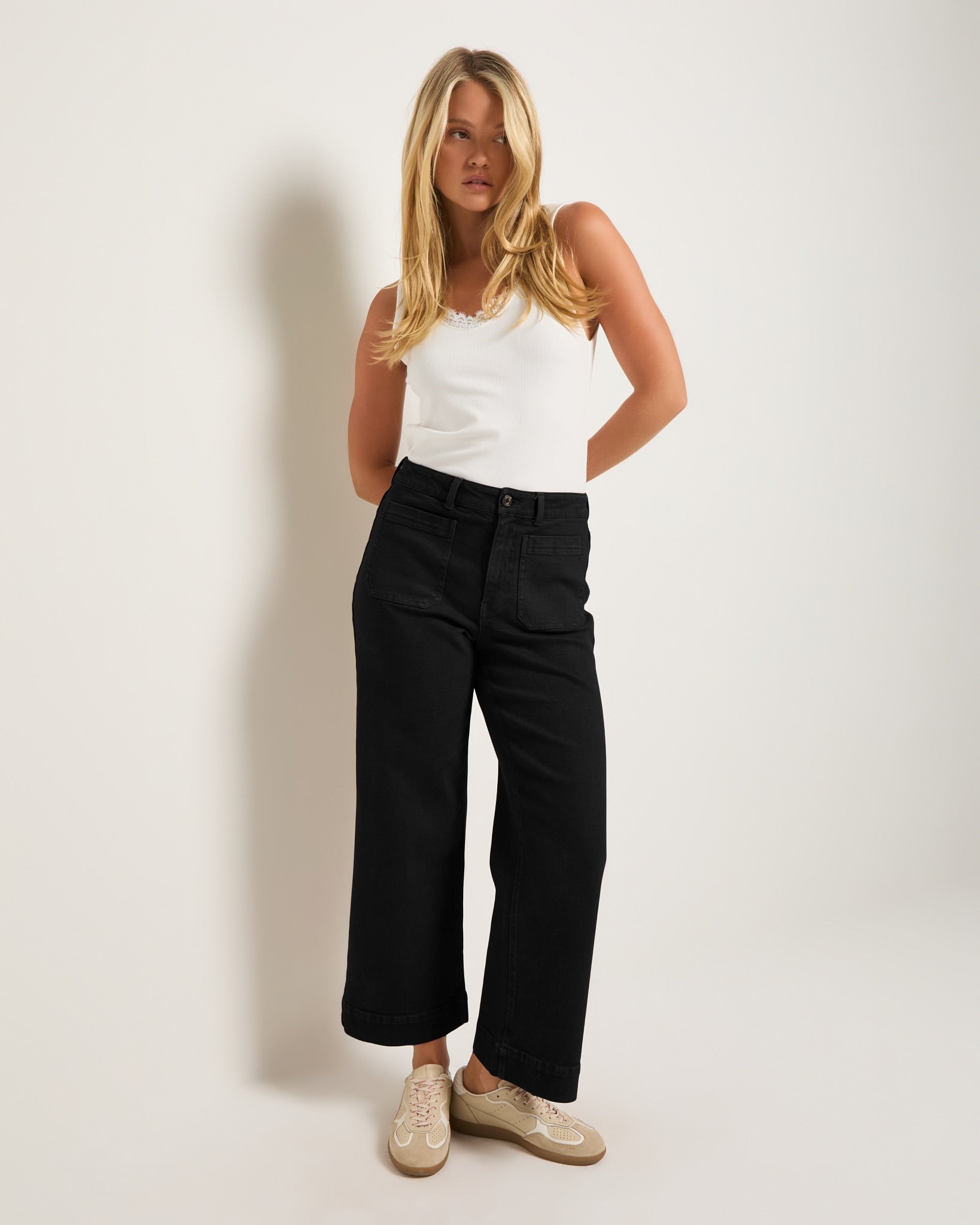 Black $|& SEAS Caroline Cropped Wide Leg Twill Pant - VOF Front