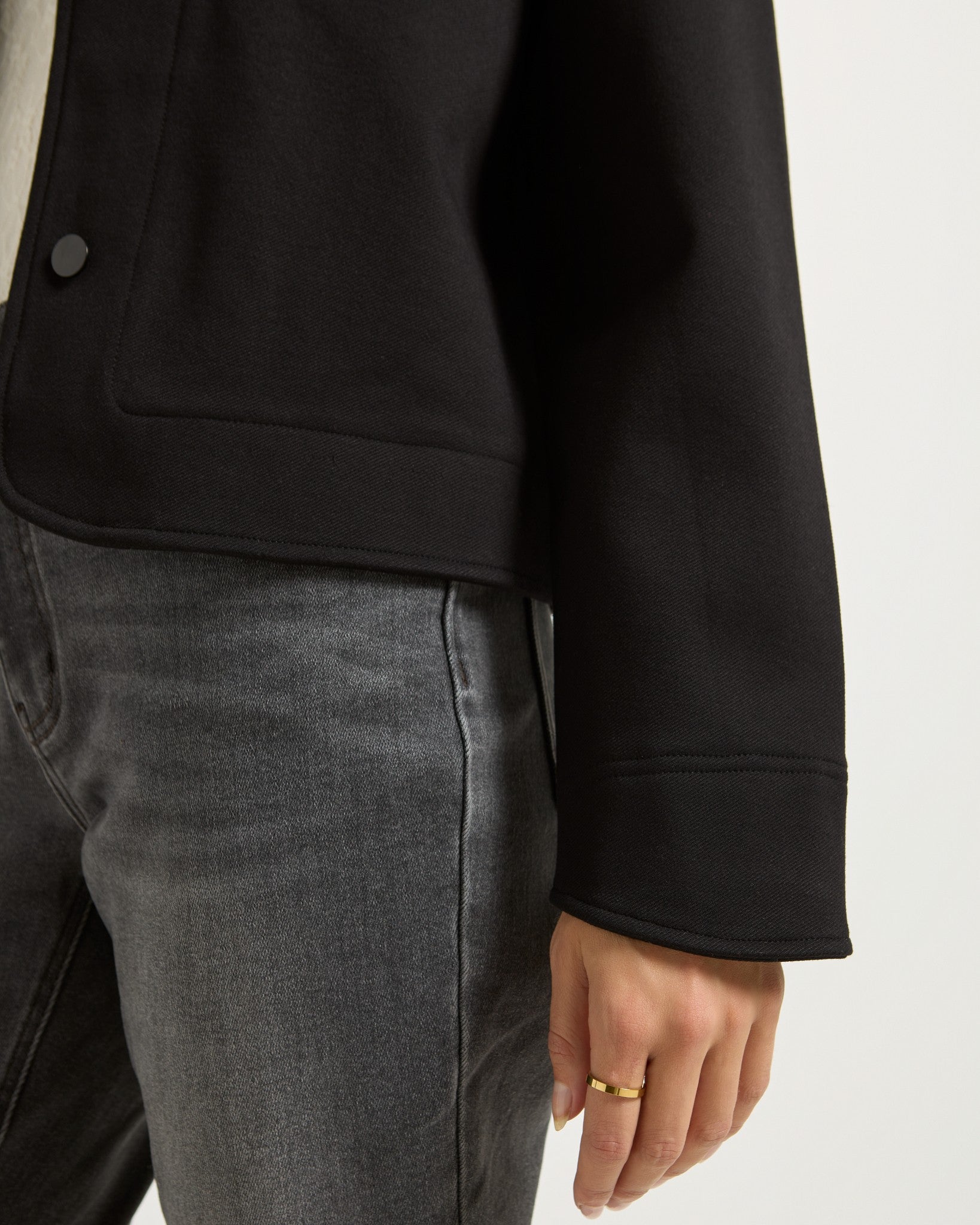 Black $|& SEAS Long Weekend Twill Jacket - VOF Front