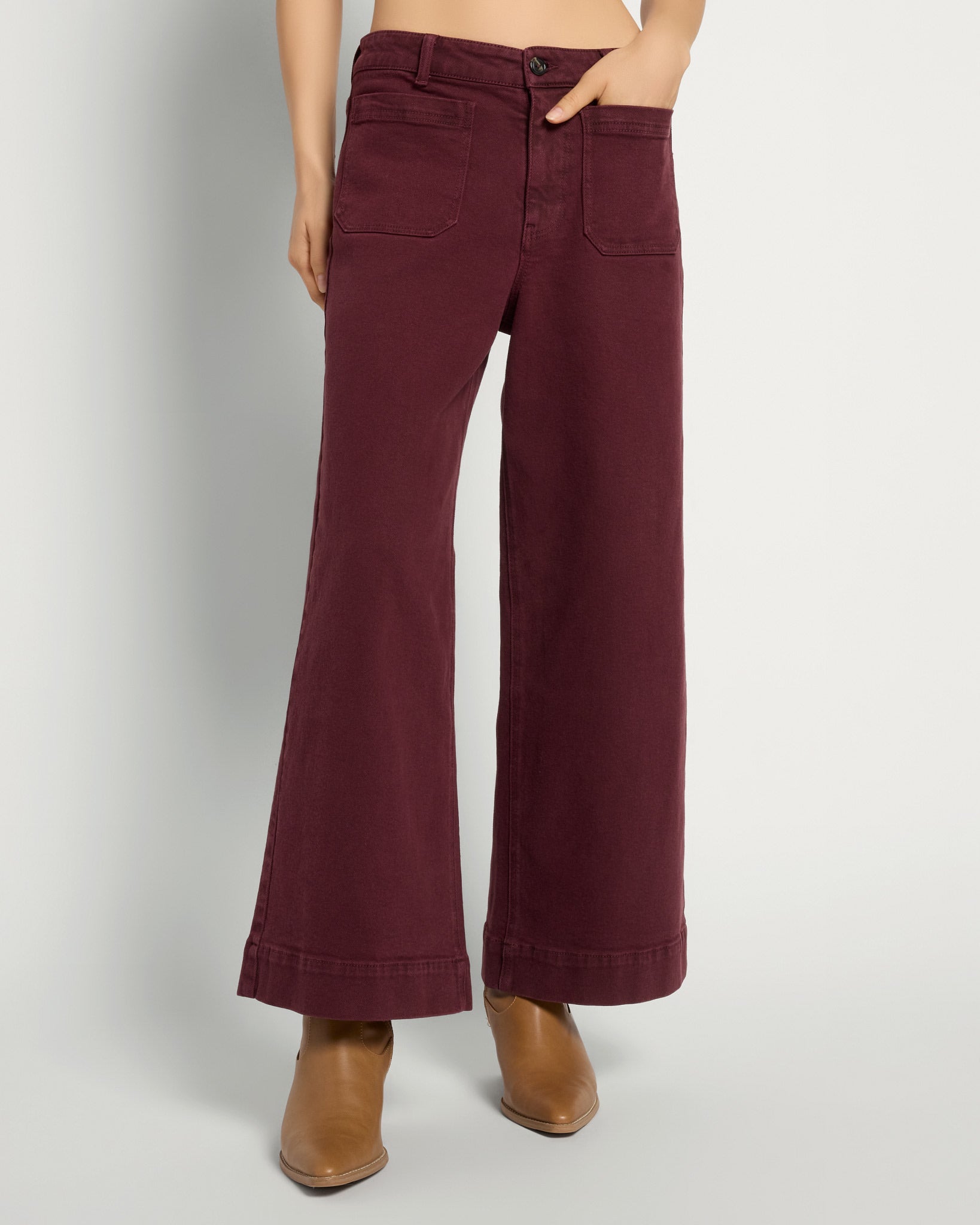 Black Cherry $|& SEAS Caroline Cropped Wide Leg Twill Pant - SOF Front
