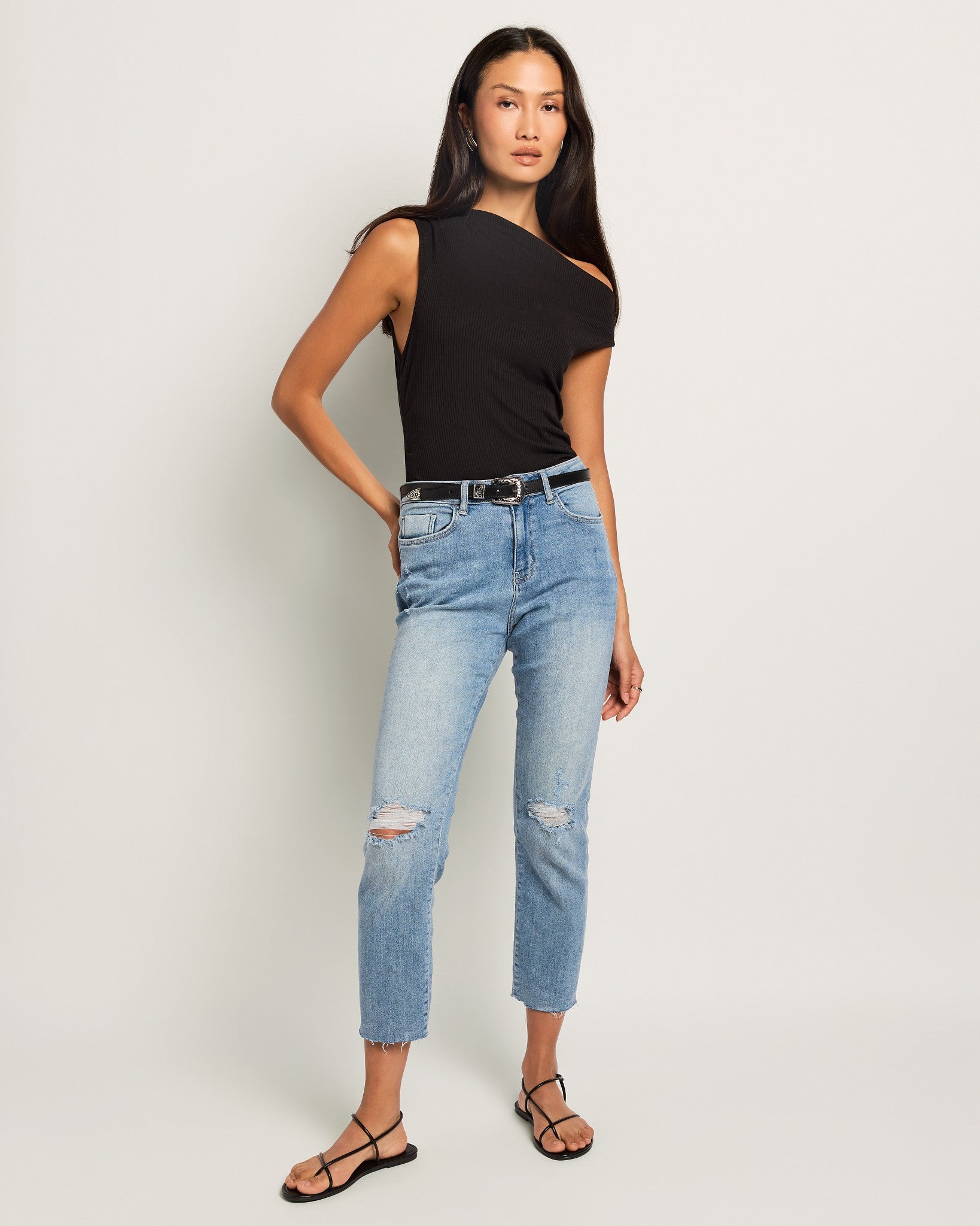 Light Wash $|& SEAS High Rise Crop Straight Leg Jean - SOF Front