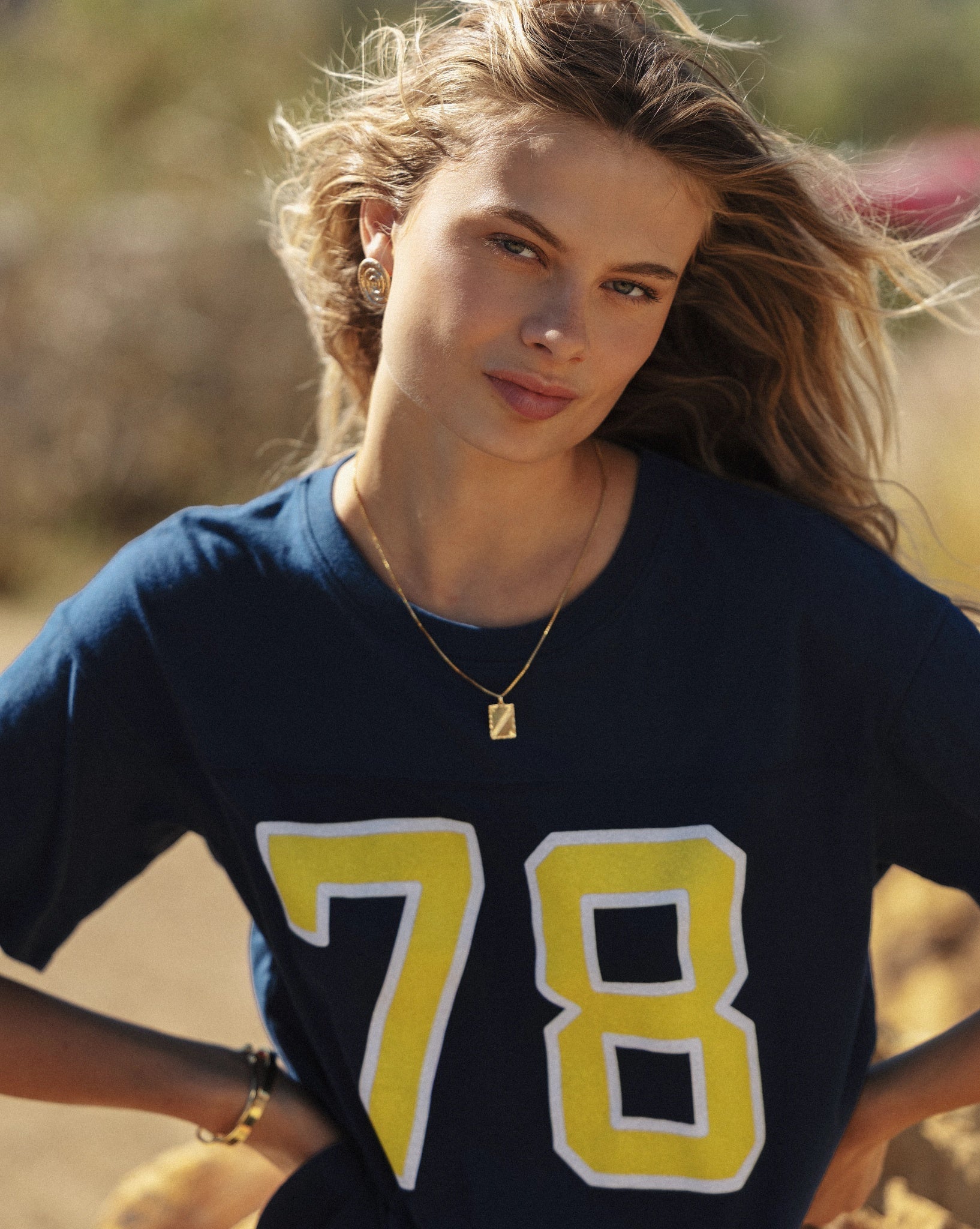 Sapphire $|& SEAS Springs Graphic Tee - SOF Side